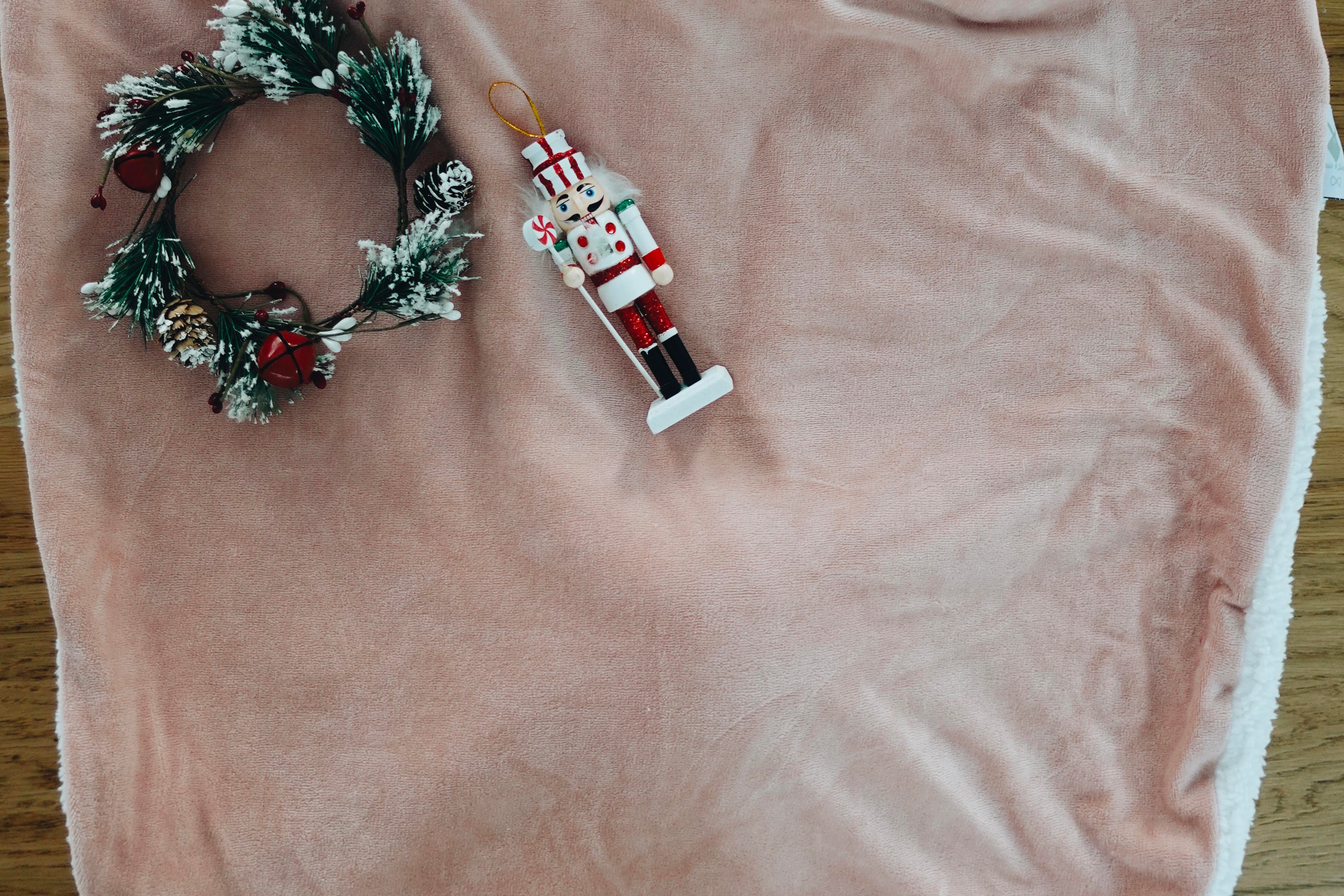 PROTOTYPE - Poncho - Holiday Argyle