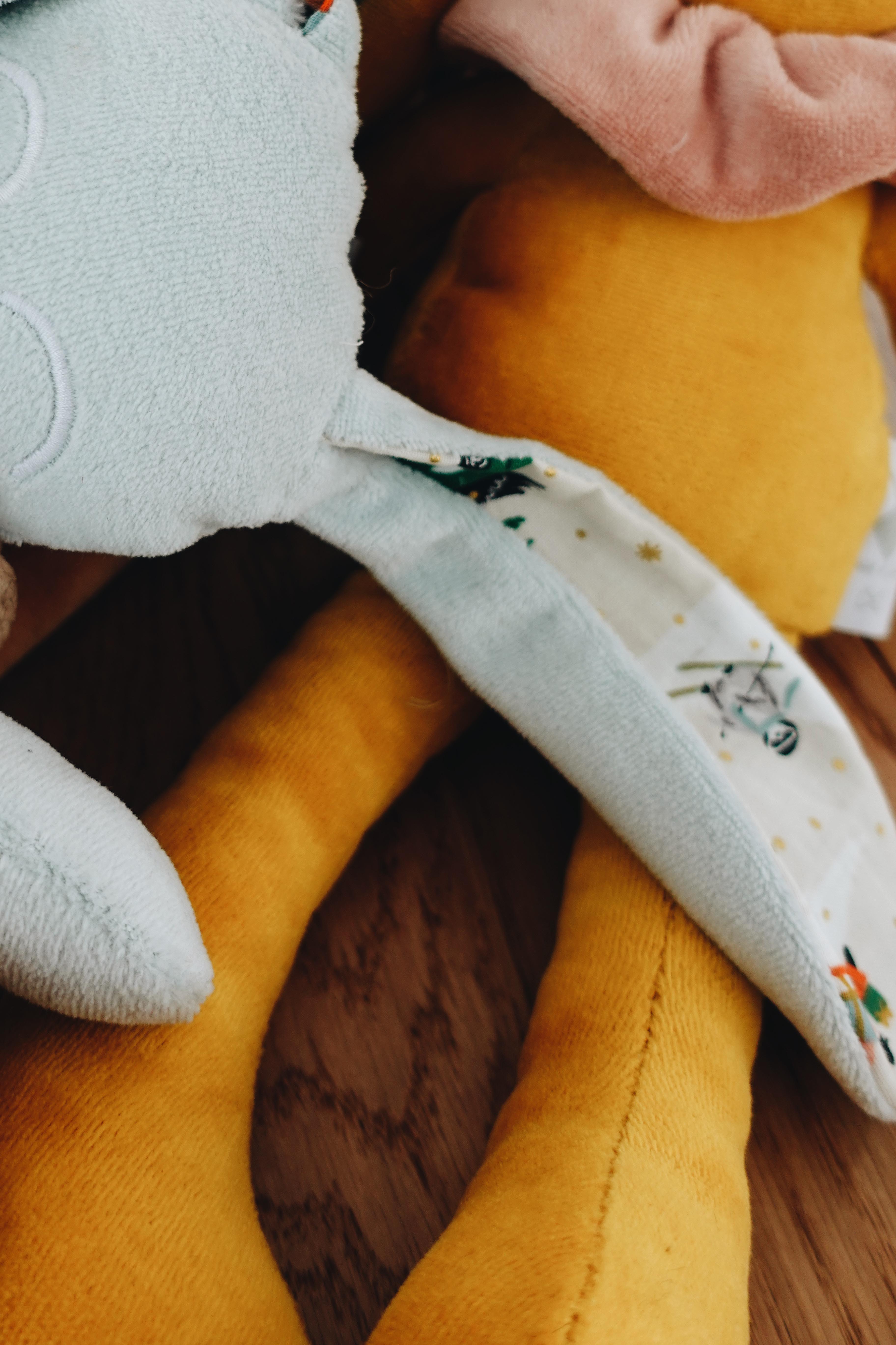 PROTOTYPE - Peluche - Holiday Argyle