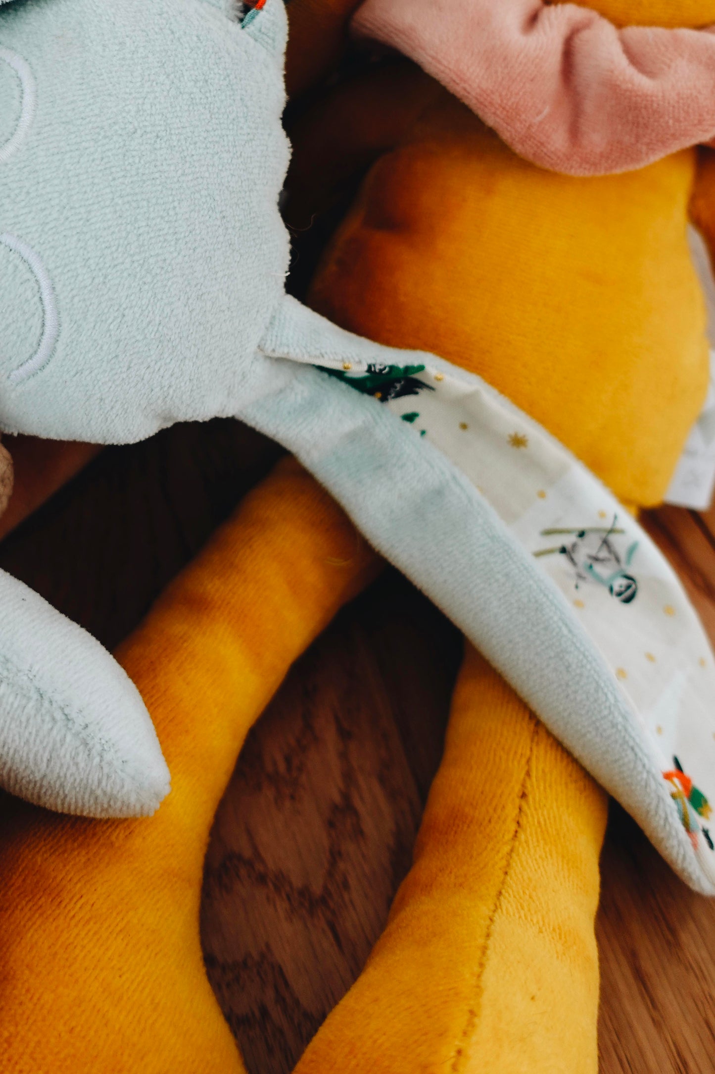 Peluche - Holiday Argyle