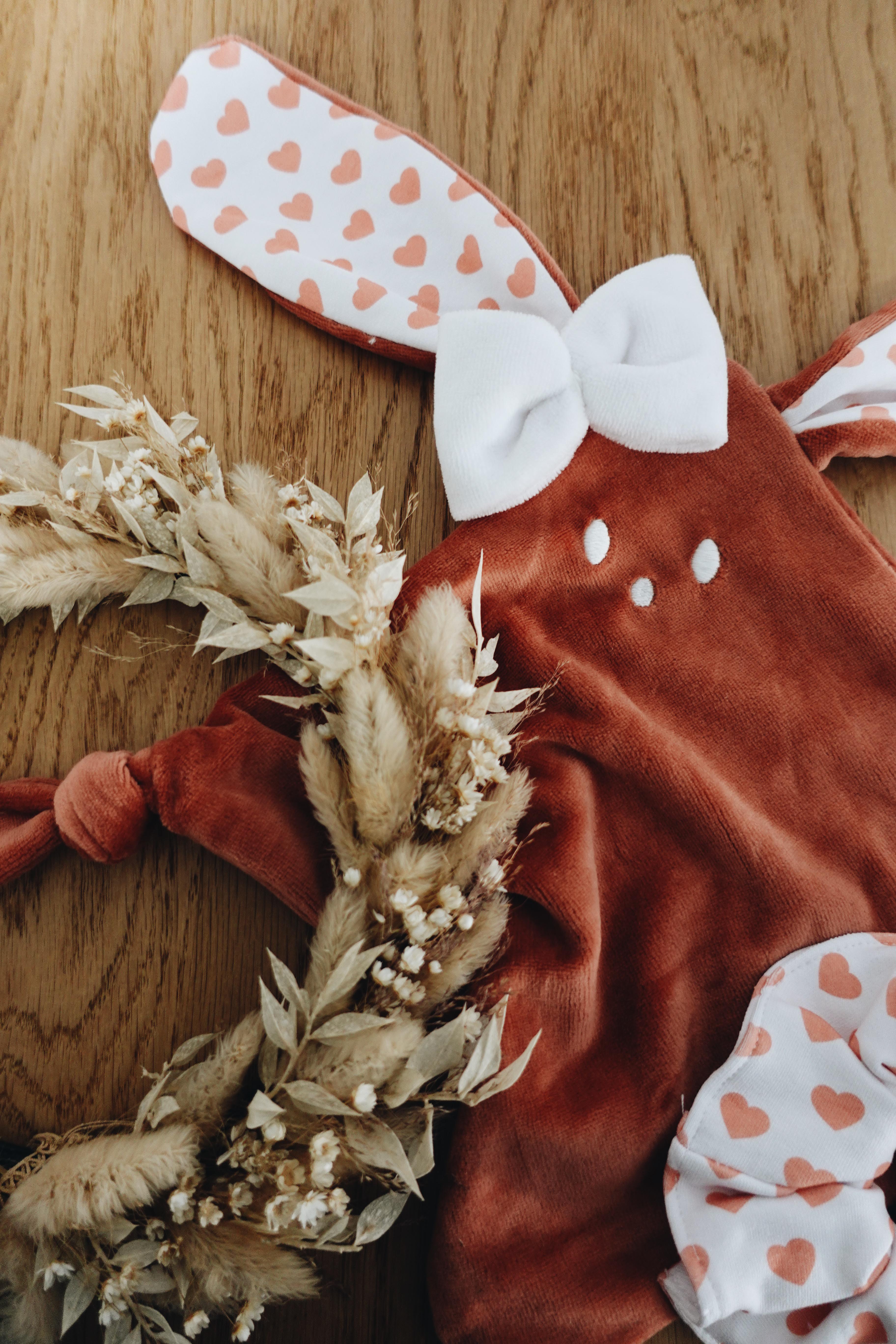 Doudou Velours Mini Noeuds - Coeurs