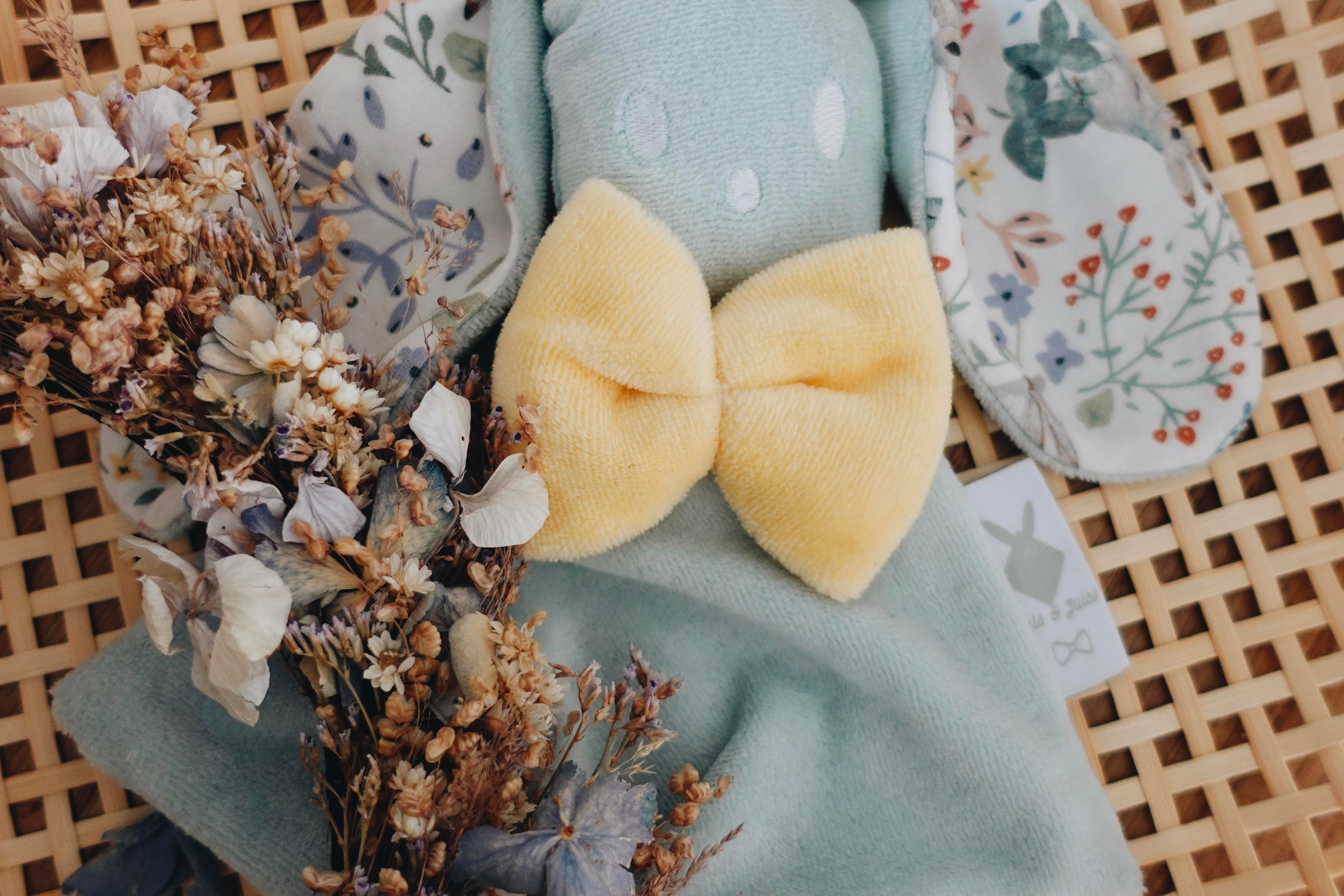 PROTOTYPE - Bébé Doudou Velours - Cottontails Blossom