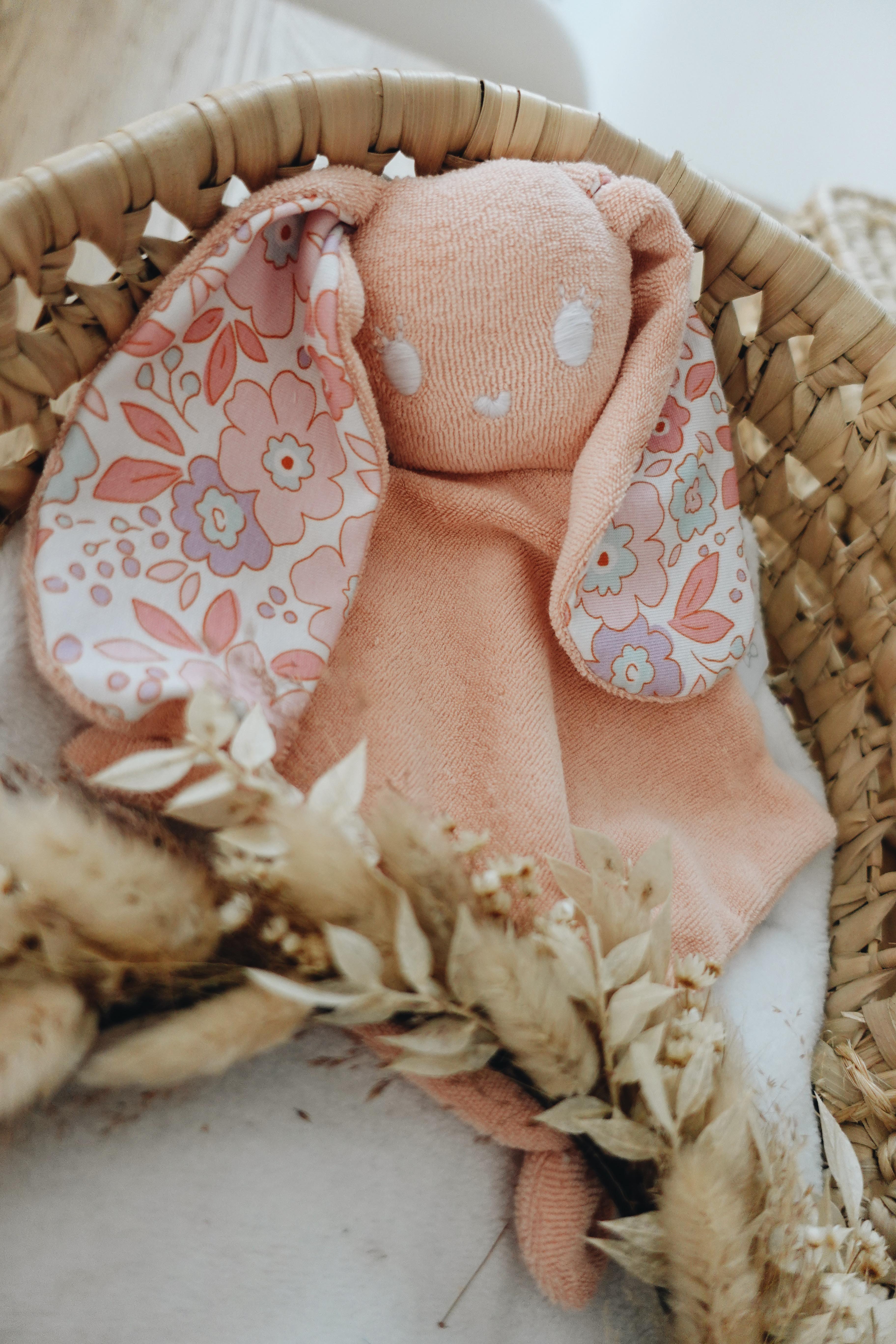 PROTOTYPE - Bébé Doudou Eponge - Mathilde