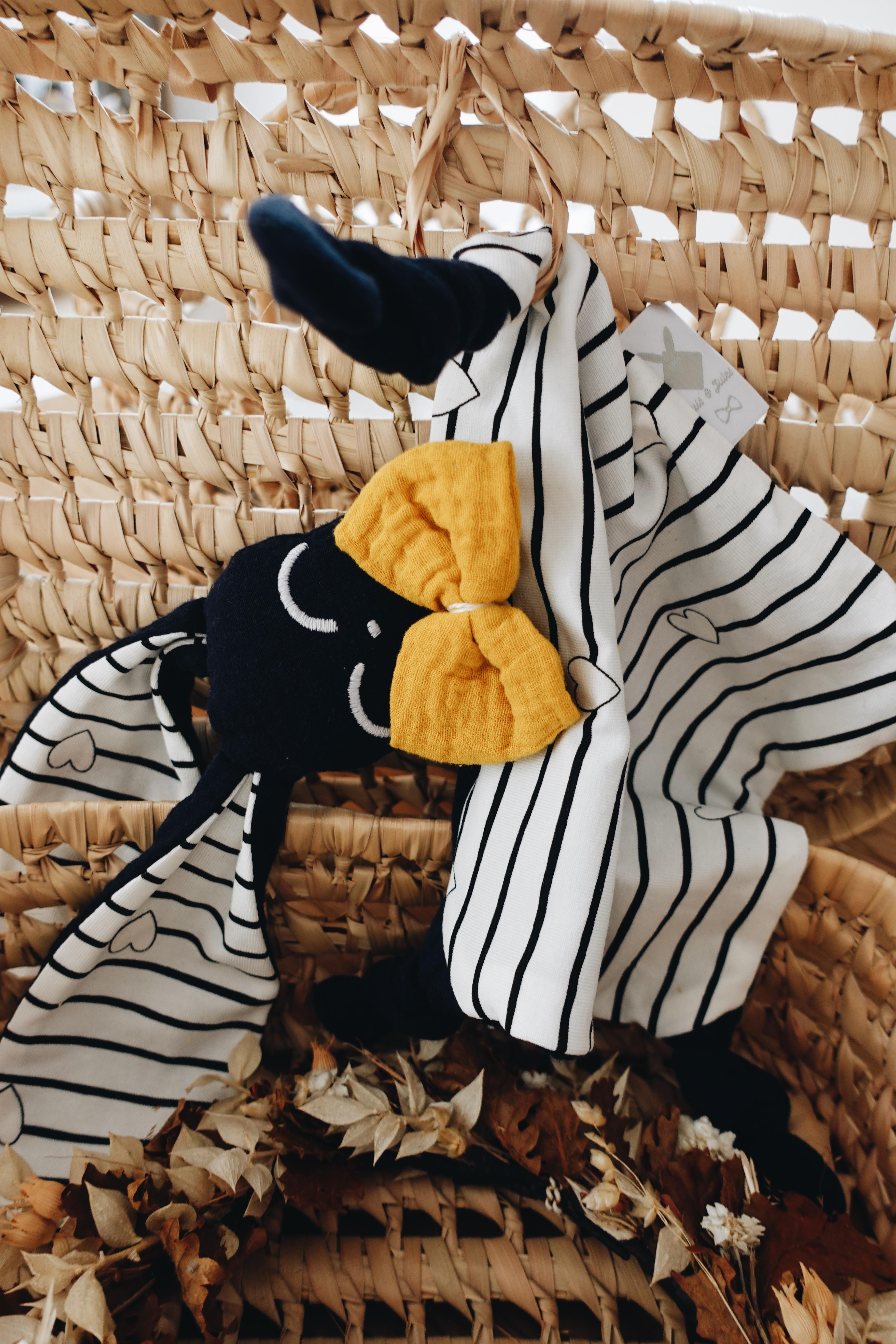PROTOTYPE - Doudou Lange Chouchou – Changing Hearts