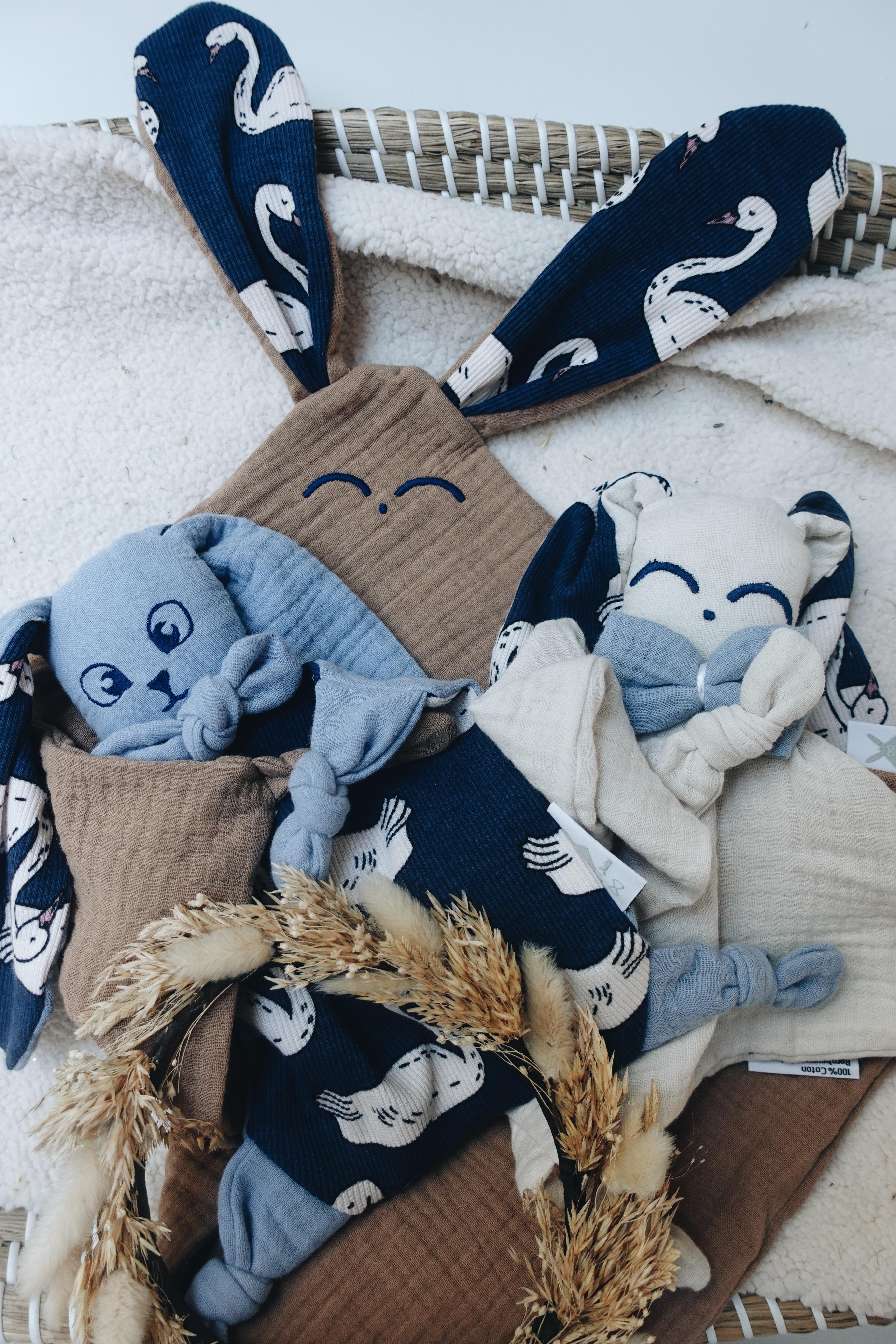 PROTOTYPE - Doudou Lange Chouchou – Blue Swan