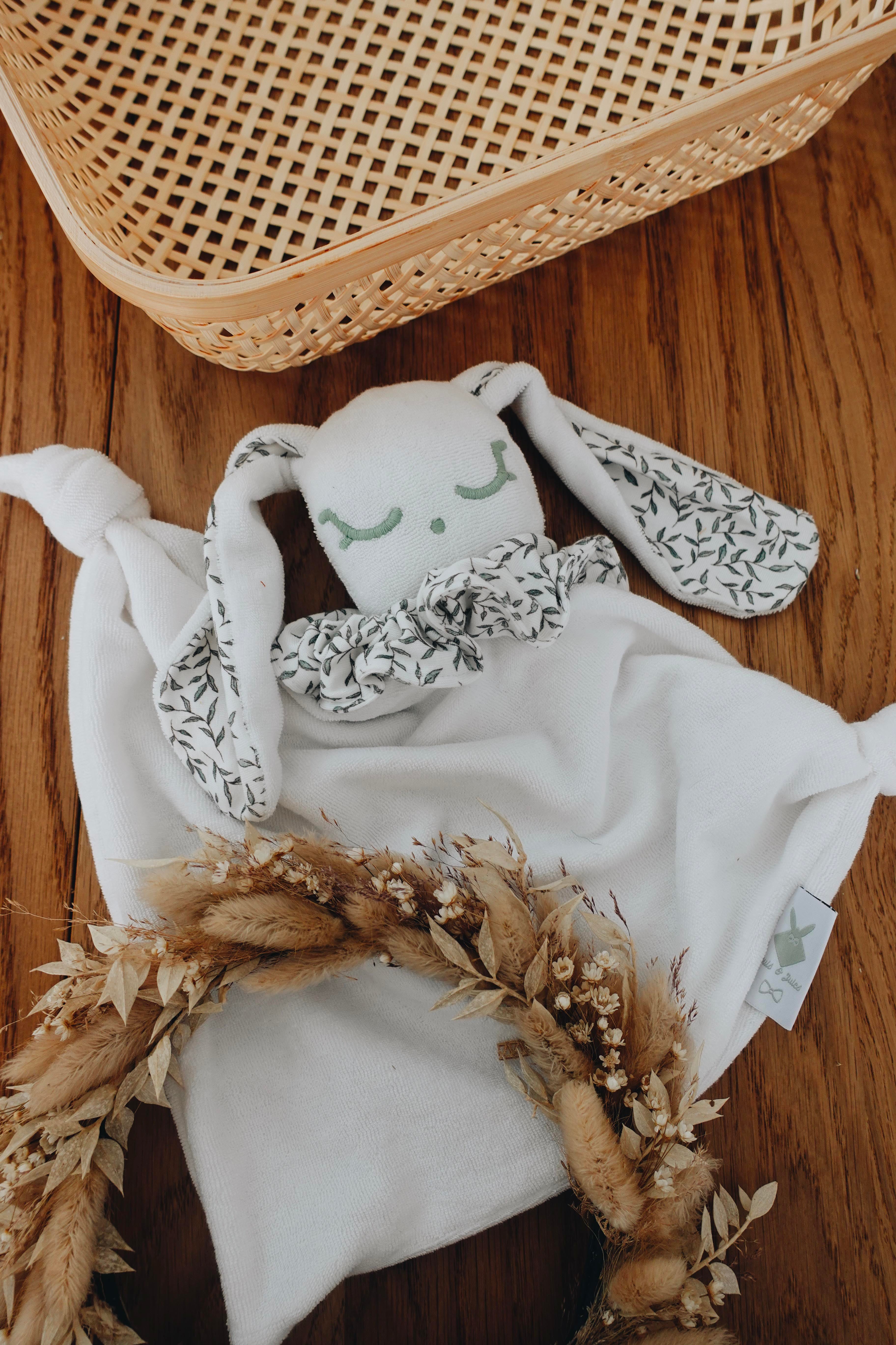 PROTOTYPE - Doudou Éponge Gaufrette - Green Leaves