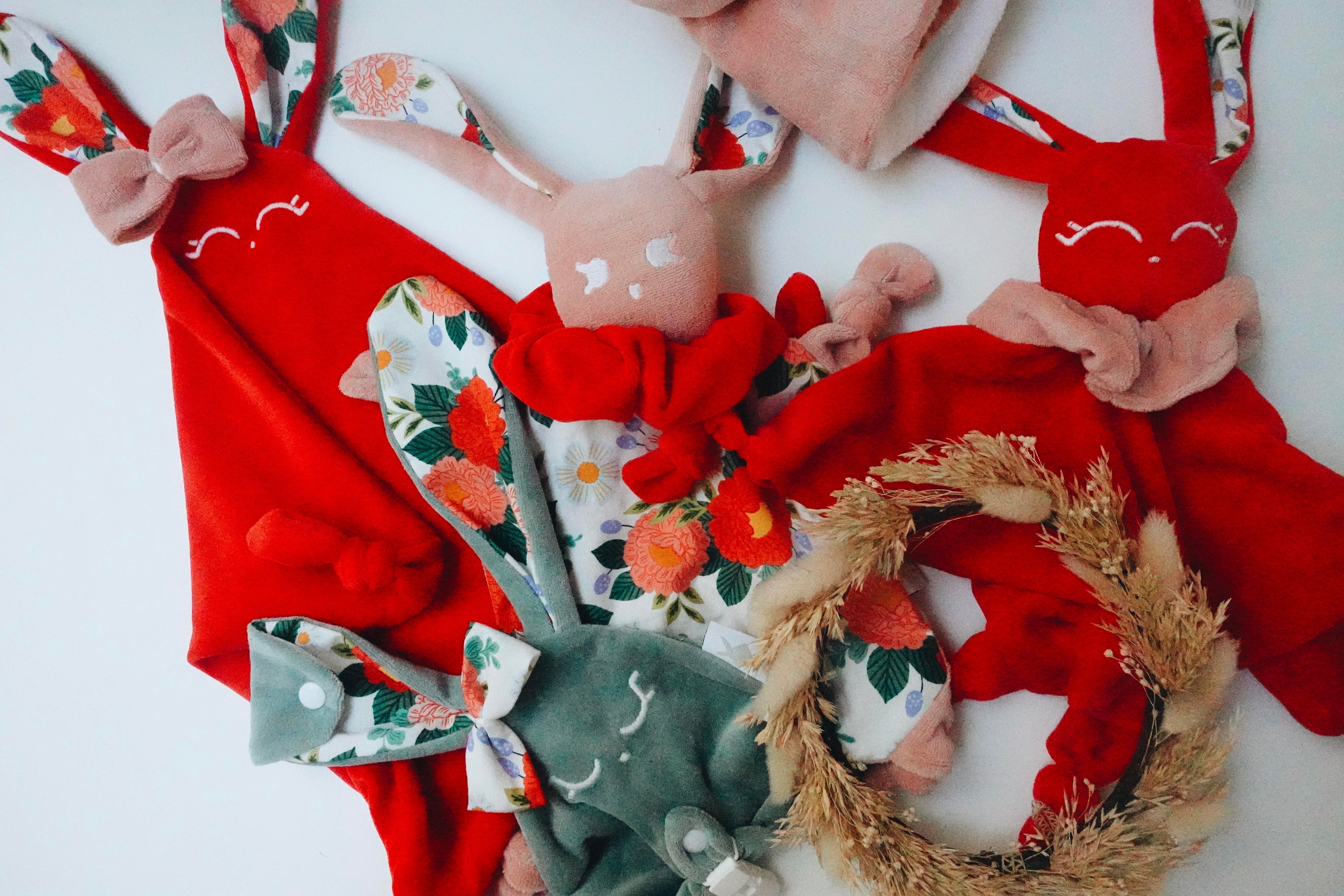 PROTOTYPE - Doudou Velours Câlin avec noeuds - Wild Flora