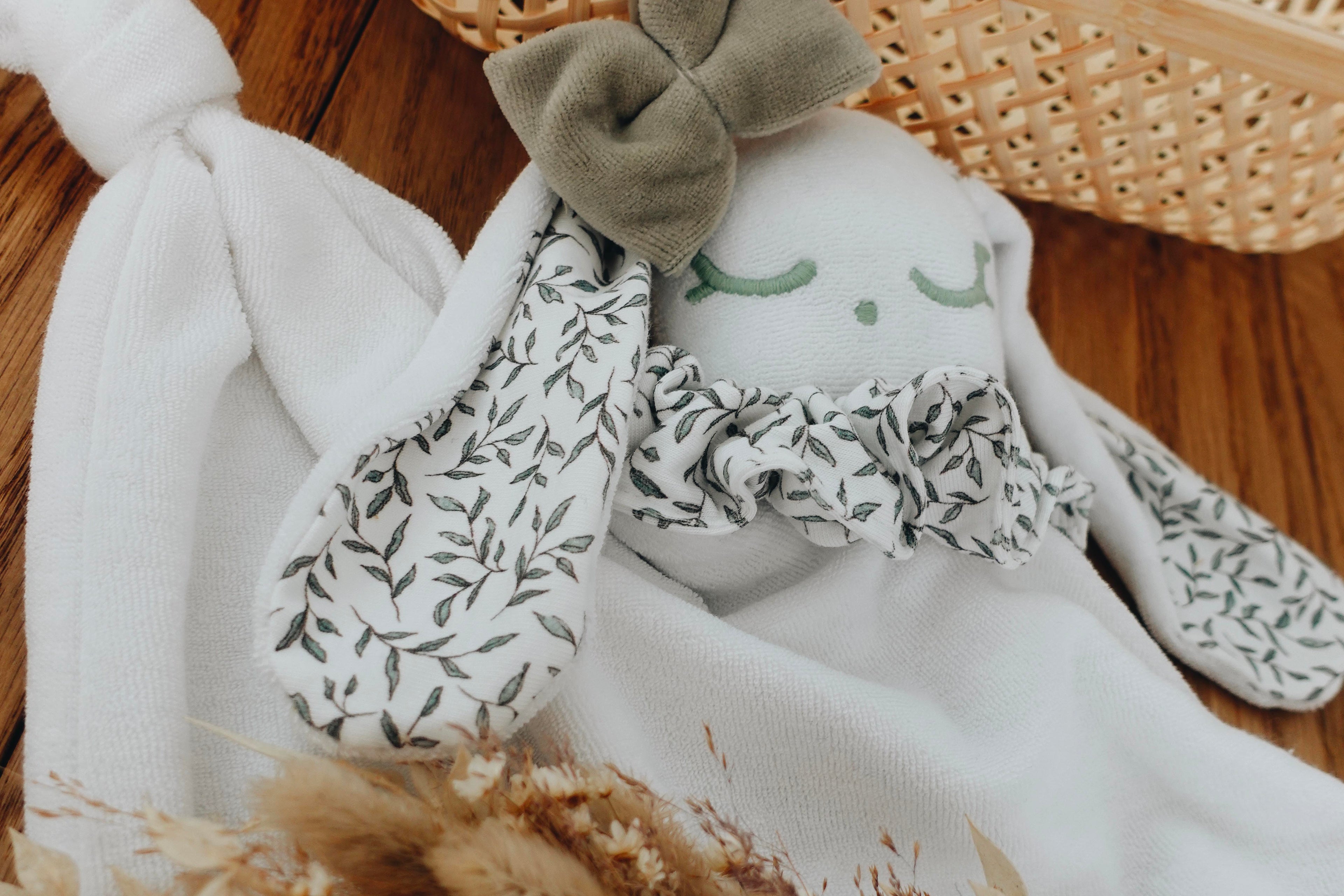 PROTOTYPE - Doudou Éponge Gaufrette - Green Leaves