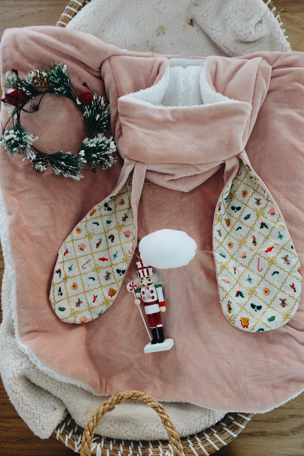 PROTOTYPE - Poncho - Holiday Argyle