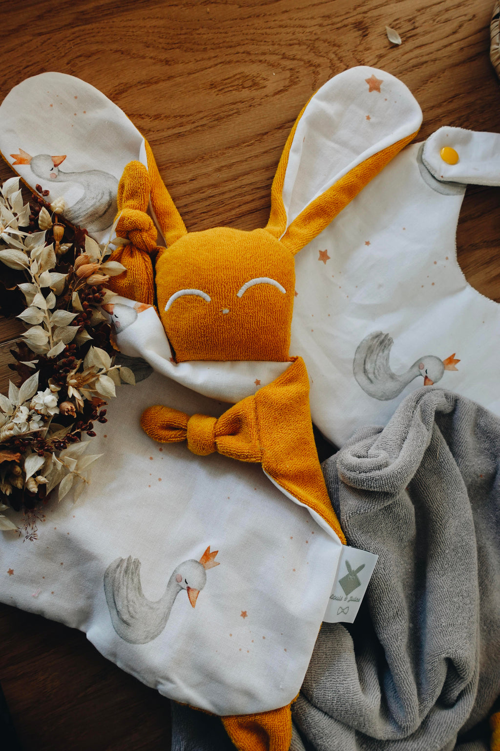PROTOTYPE - Doudou Eponge Chouchou – Cygne étoilé
