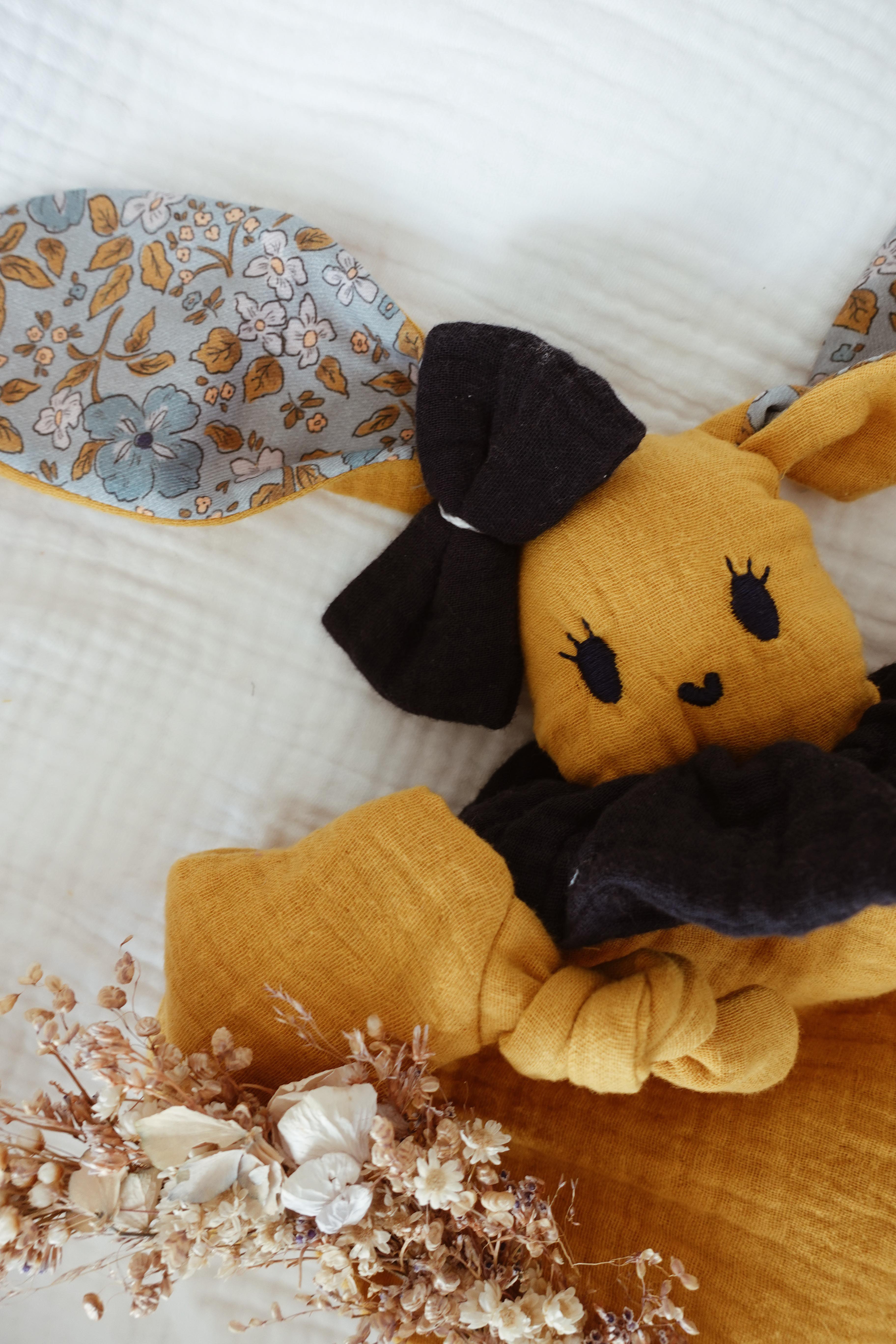 Doudou Lange Câlin Noeuds - Bloomfield