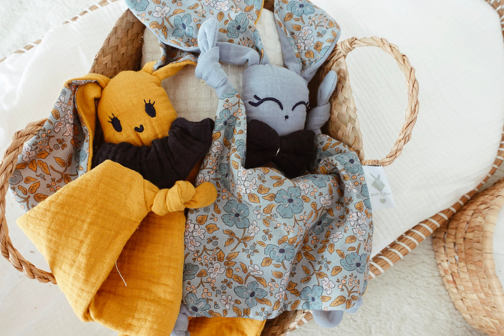 Doudou Lange Câlin Noeuds - Bloomfield