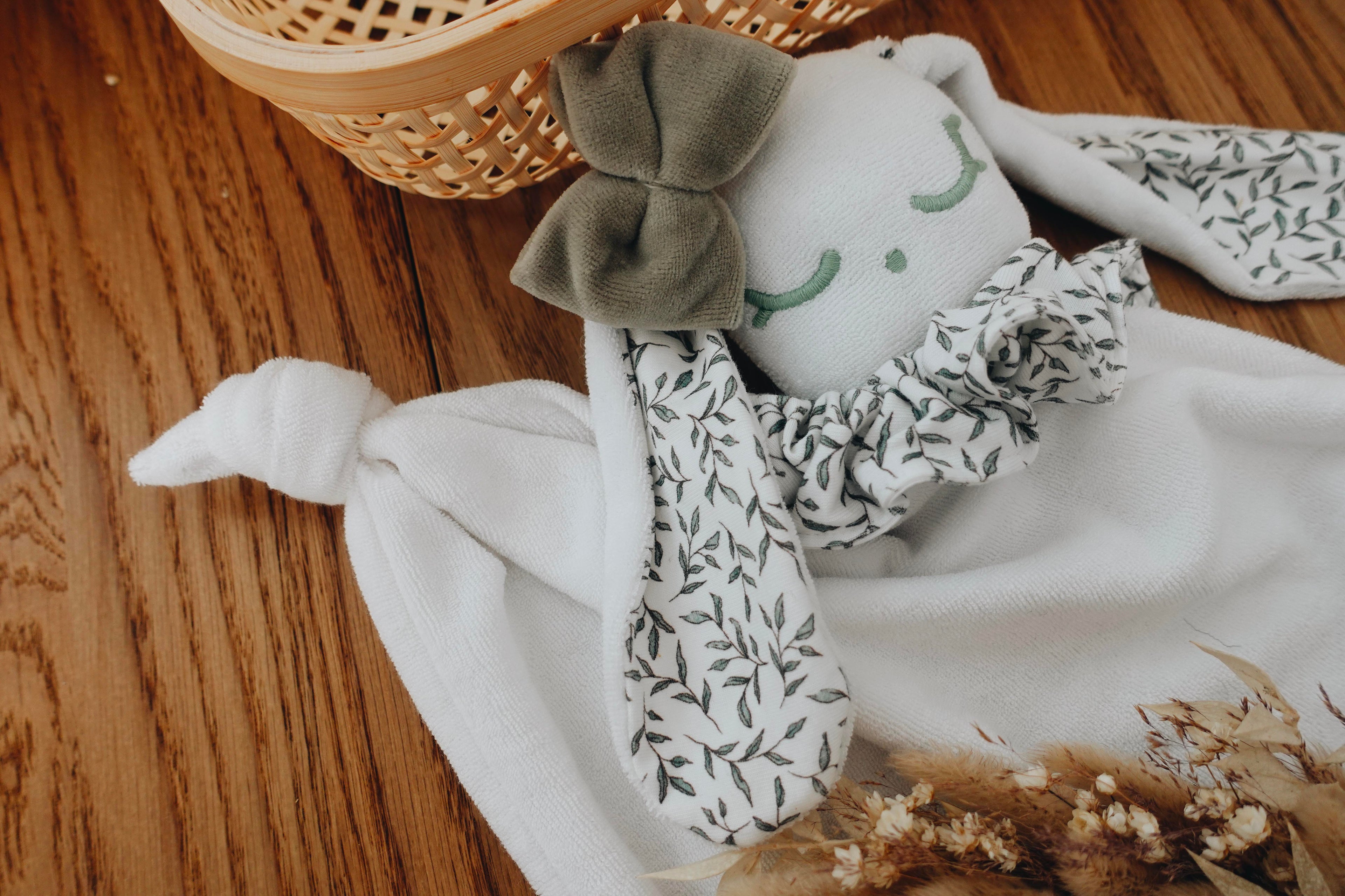 PROTOTYPE - Doudou Éponge Gaufrette - Green Leaves