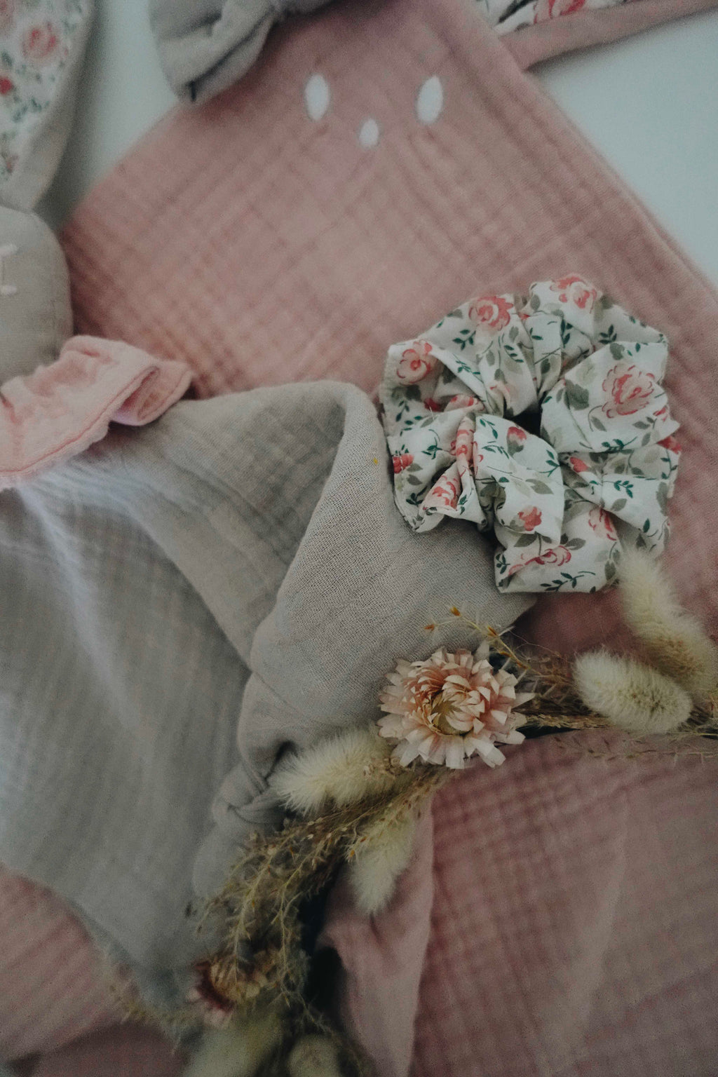 Doudou Lange Cocooning Noeuds - Pomponella