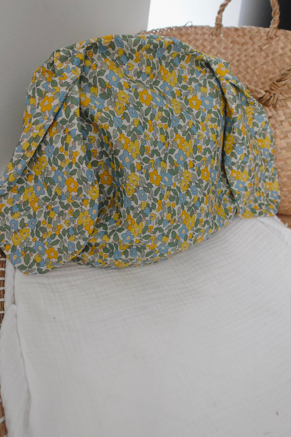Petit Coussin Pièce unique - Liberty Betsy Yellow
