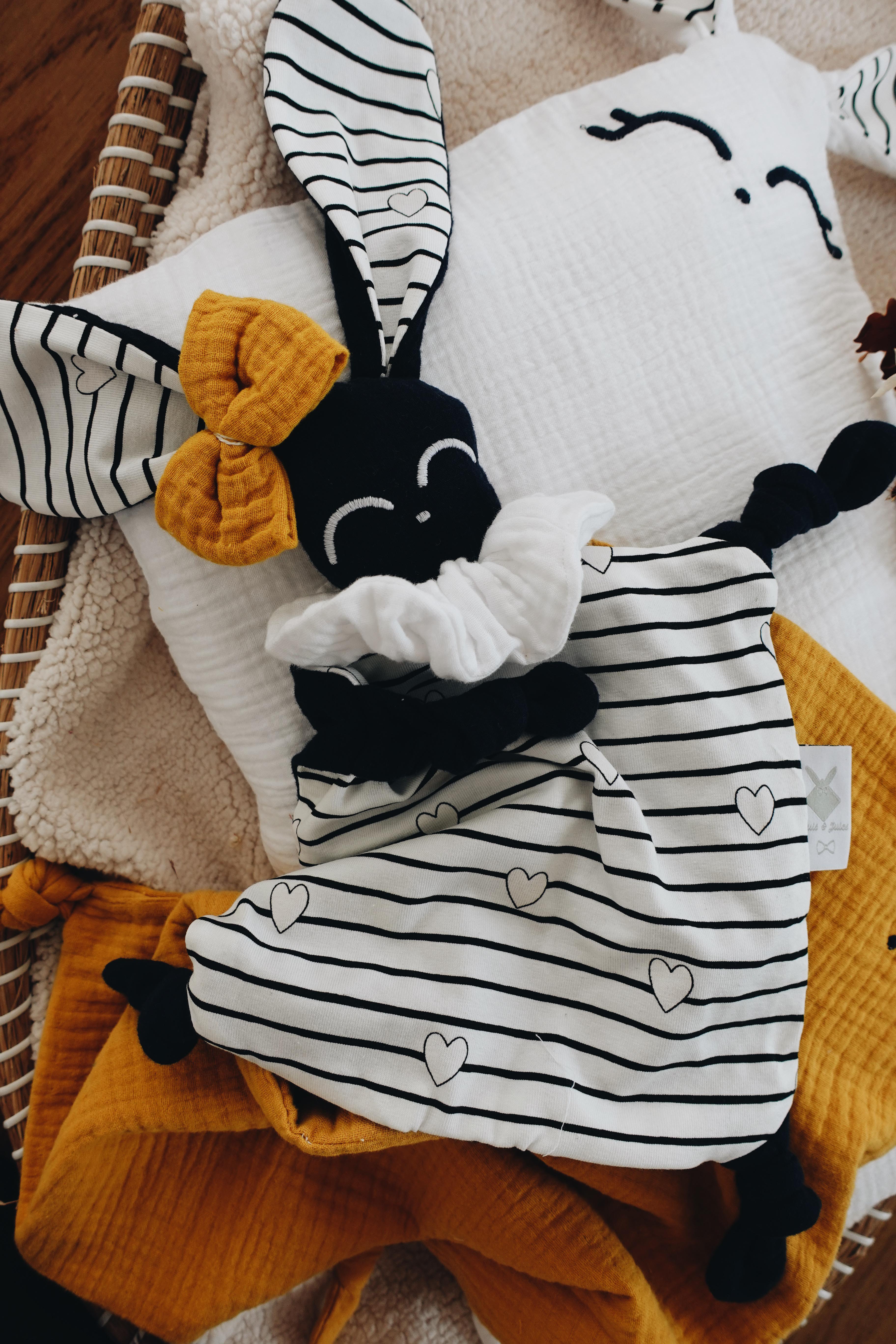 PROTOTYPE - Doudou Lange Chouchou – Changing Hearts