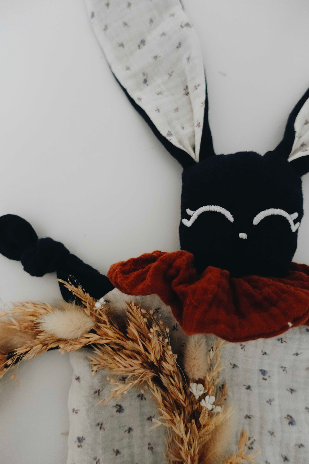 Doudou Lange Chouchou – Blue Leaves