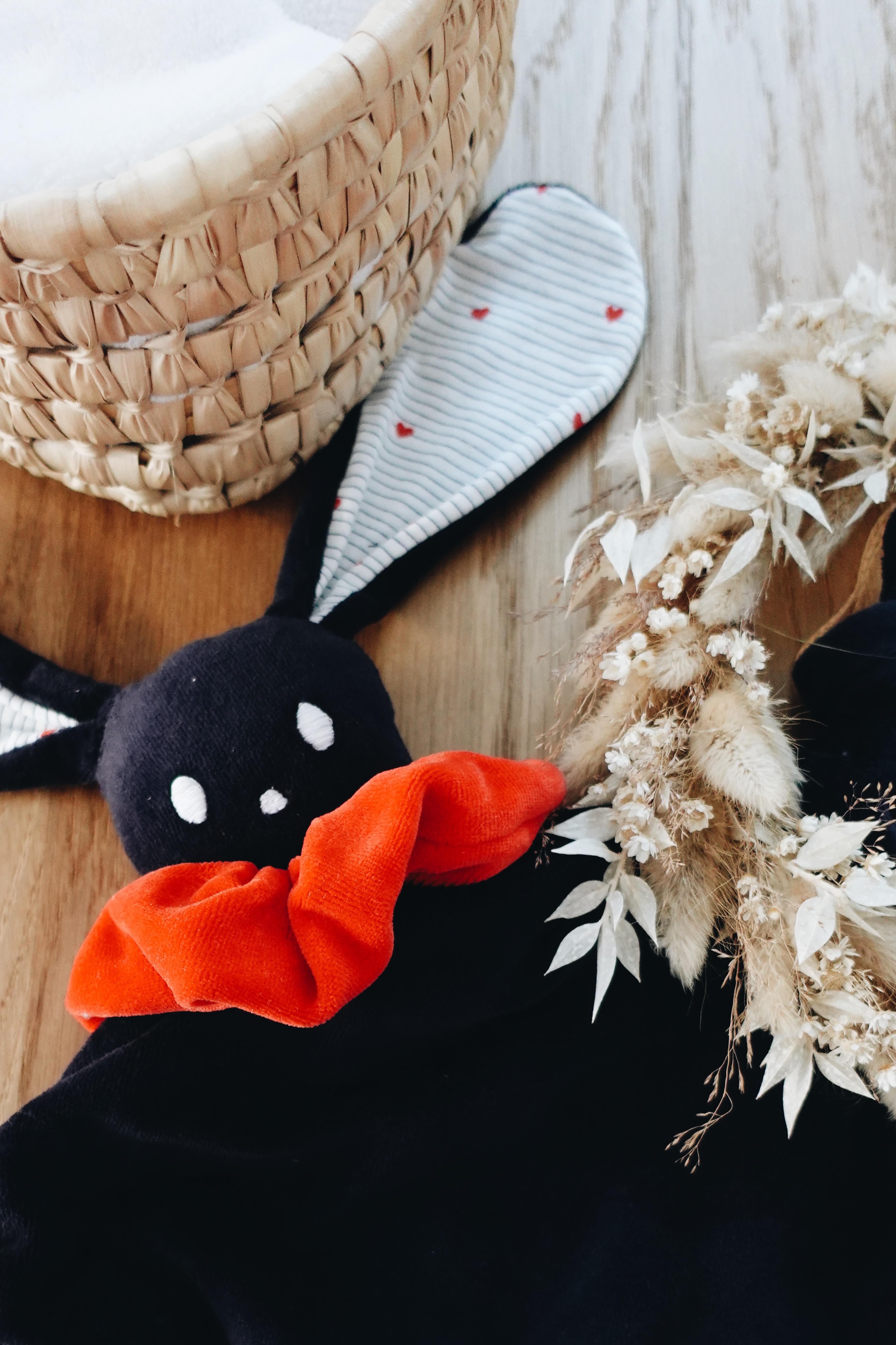 PROTOTYPE - Doudou Velours Gaufrette - France