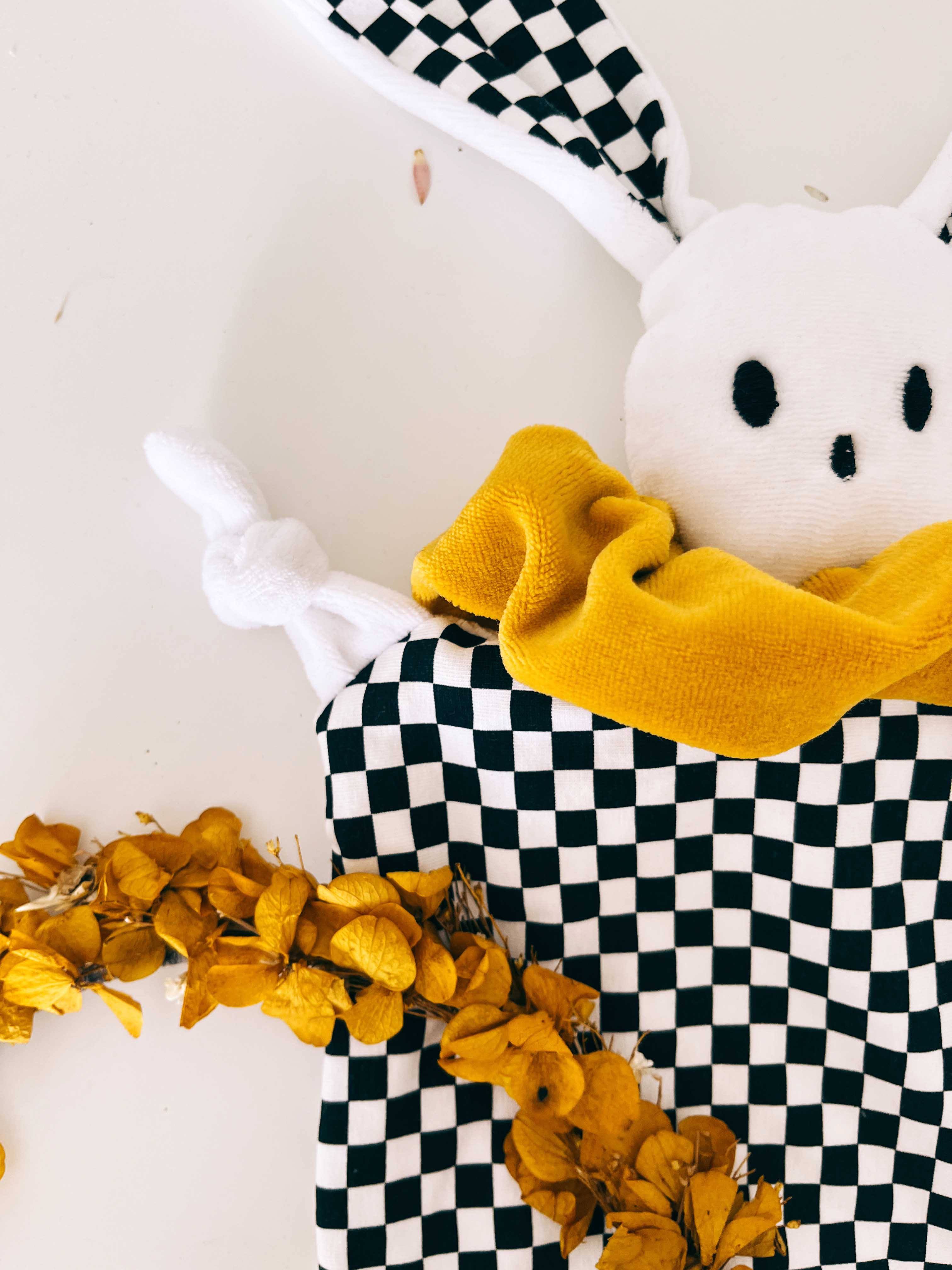 Doudou Velours Chouchou – Chessboard