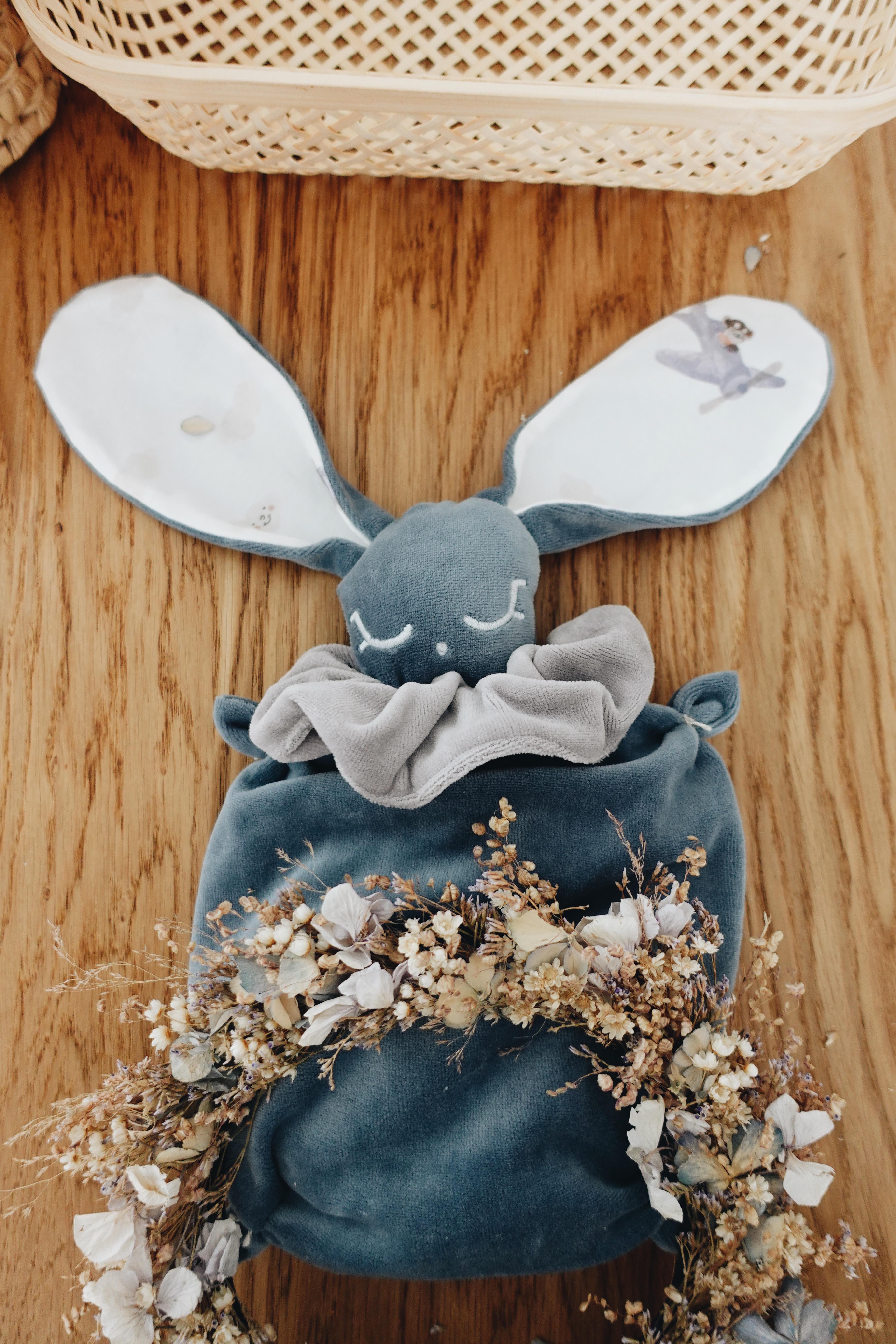 PROTOTYPE - Bouillotte noyaux de cerise velours - Airplane