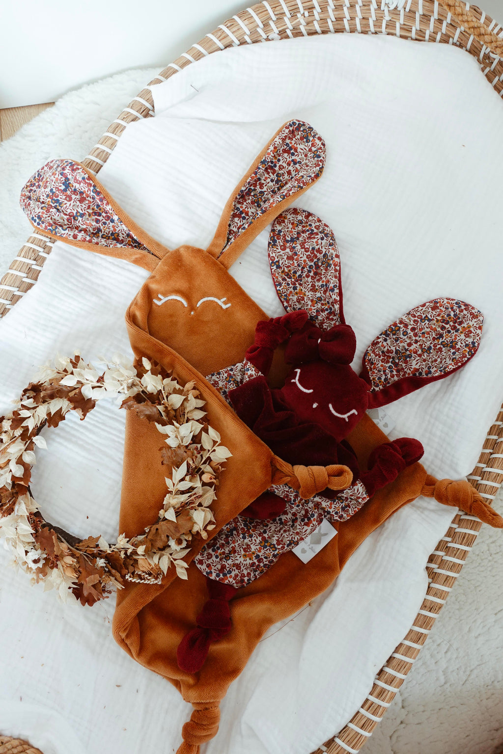 Doudou Velours Classique Noeuds - Wiltshire