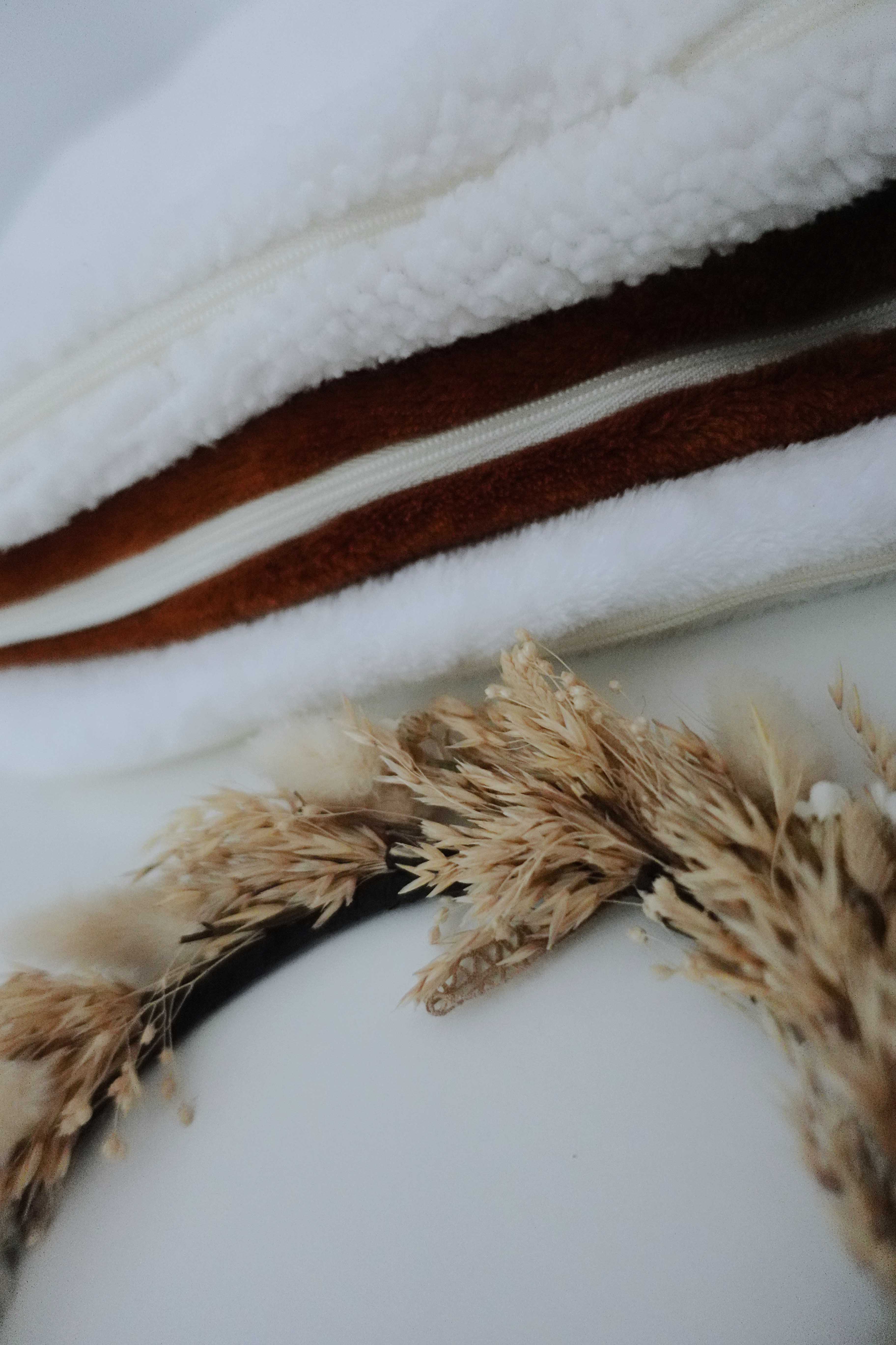 PROTOTYPE - Trousse de toilette Moumoute fine - Lait