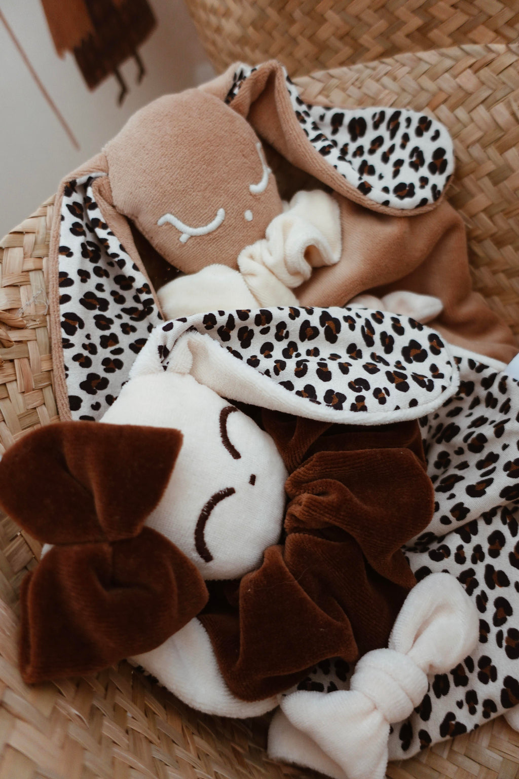 Doudou Velours Chouchou – Mia
