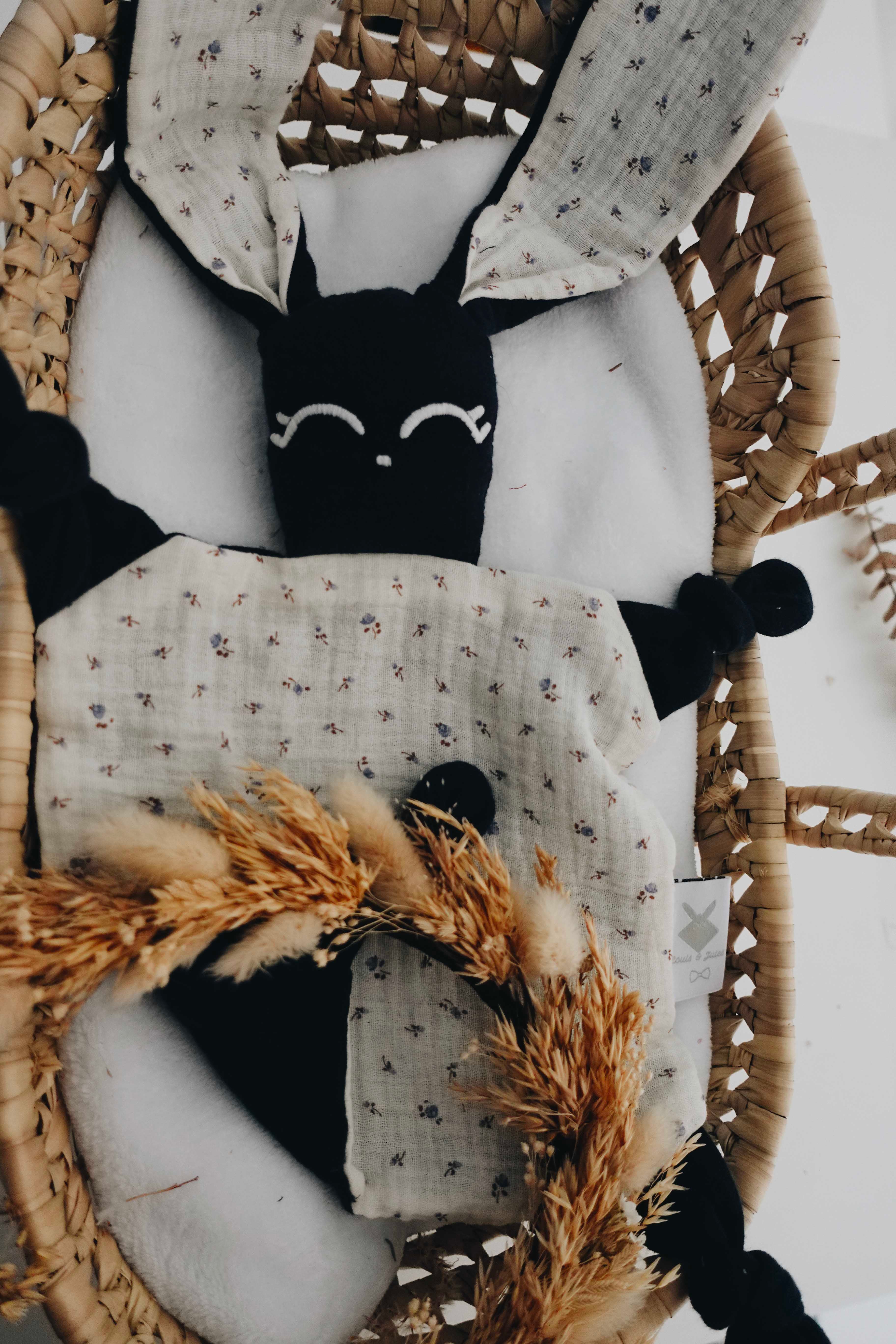 Doudou Lange Chouchou – Blue Leaves