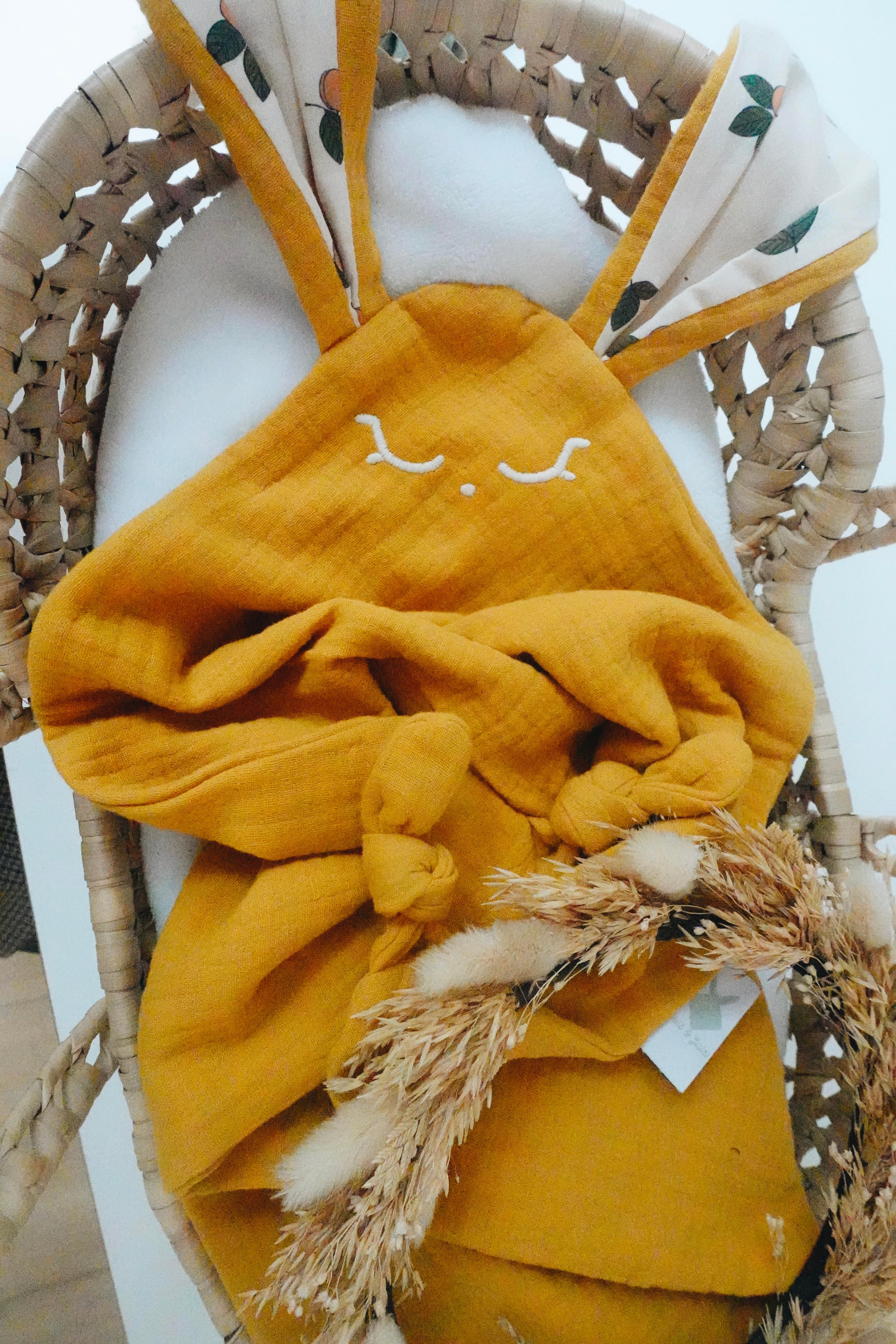 Doudou Lange Cocooning Noeuds - Crème d'Abricots