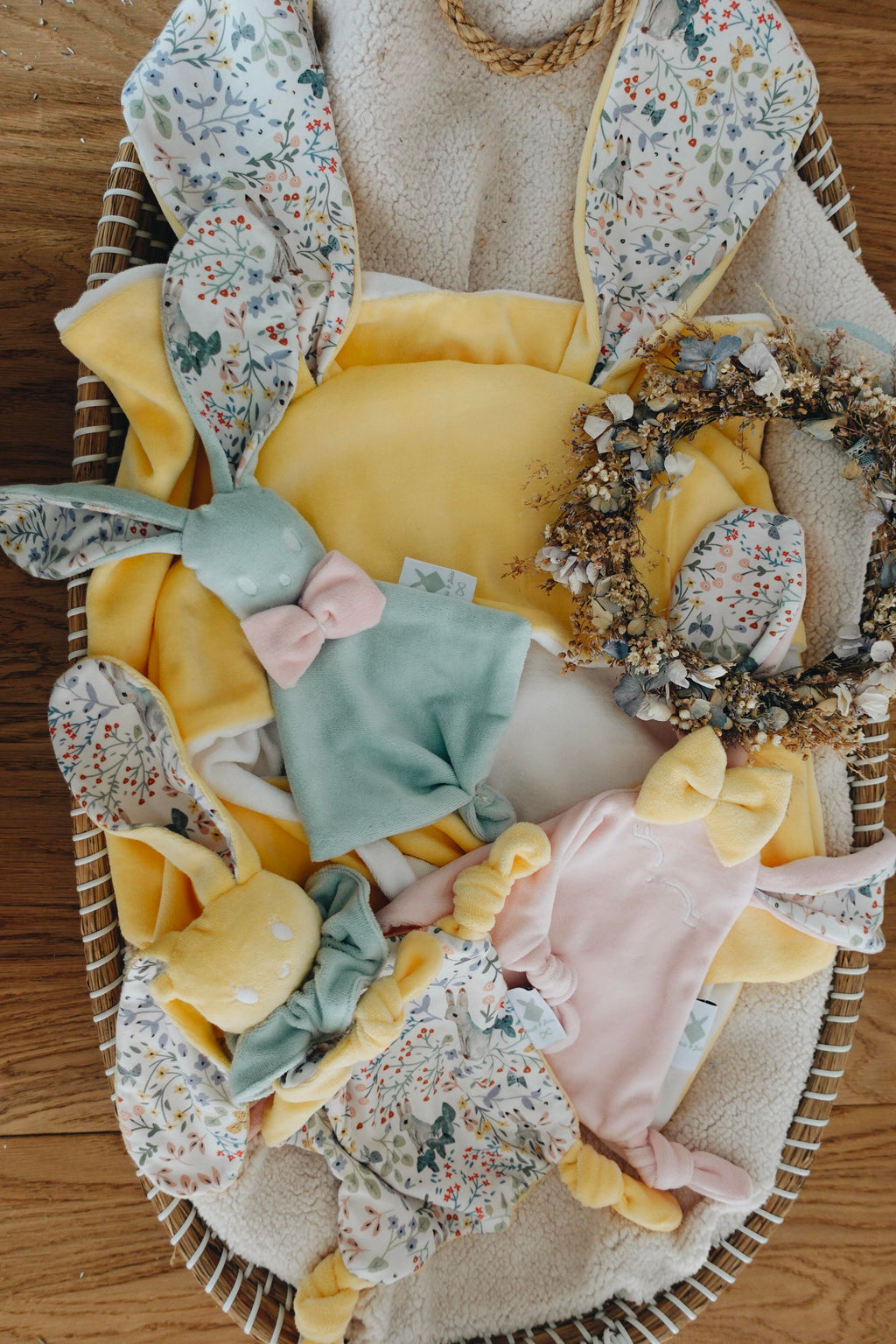 PROTOTYPE - Bébé Doudou Velours - Cottontails Blossom