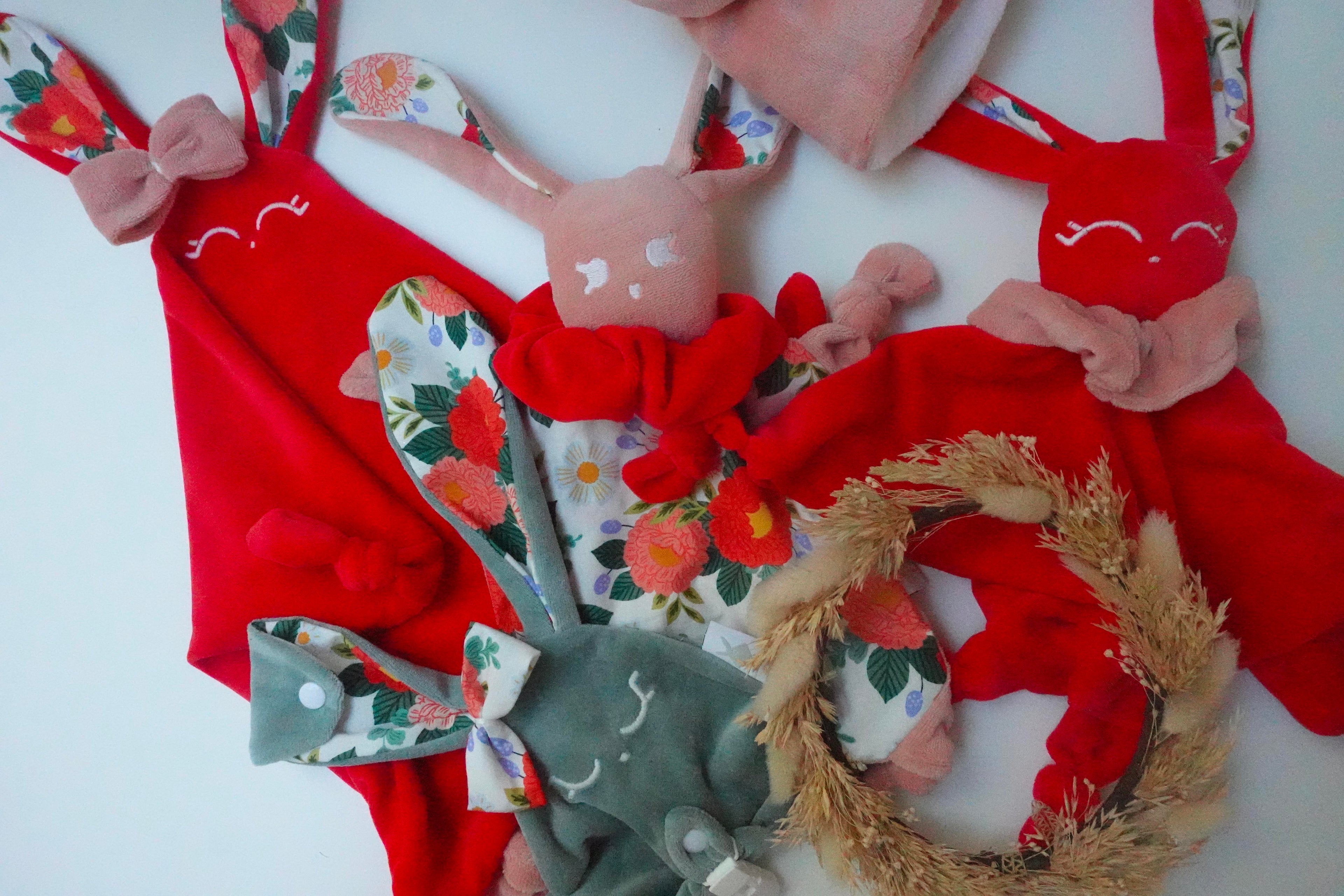 Doudou Velours Câlin avec noeuds - Wild Flora