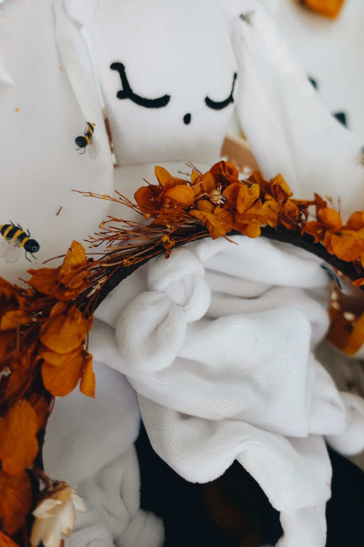 Doudou Velours Câlin Noeuds - Abeilles