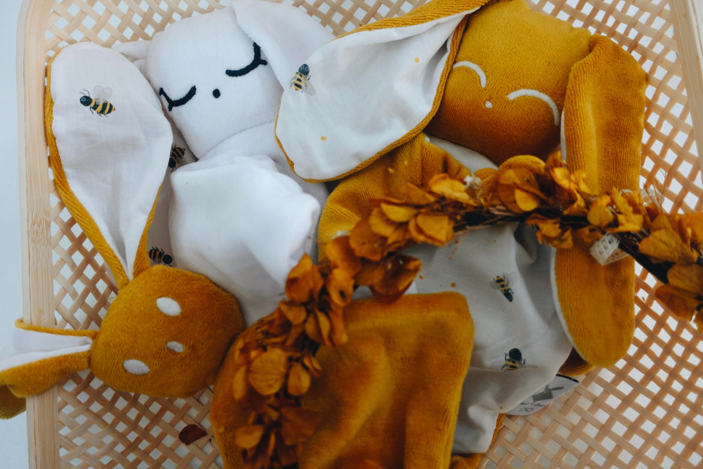 Doudou Velours Chouchou – Abeilles