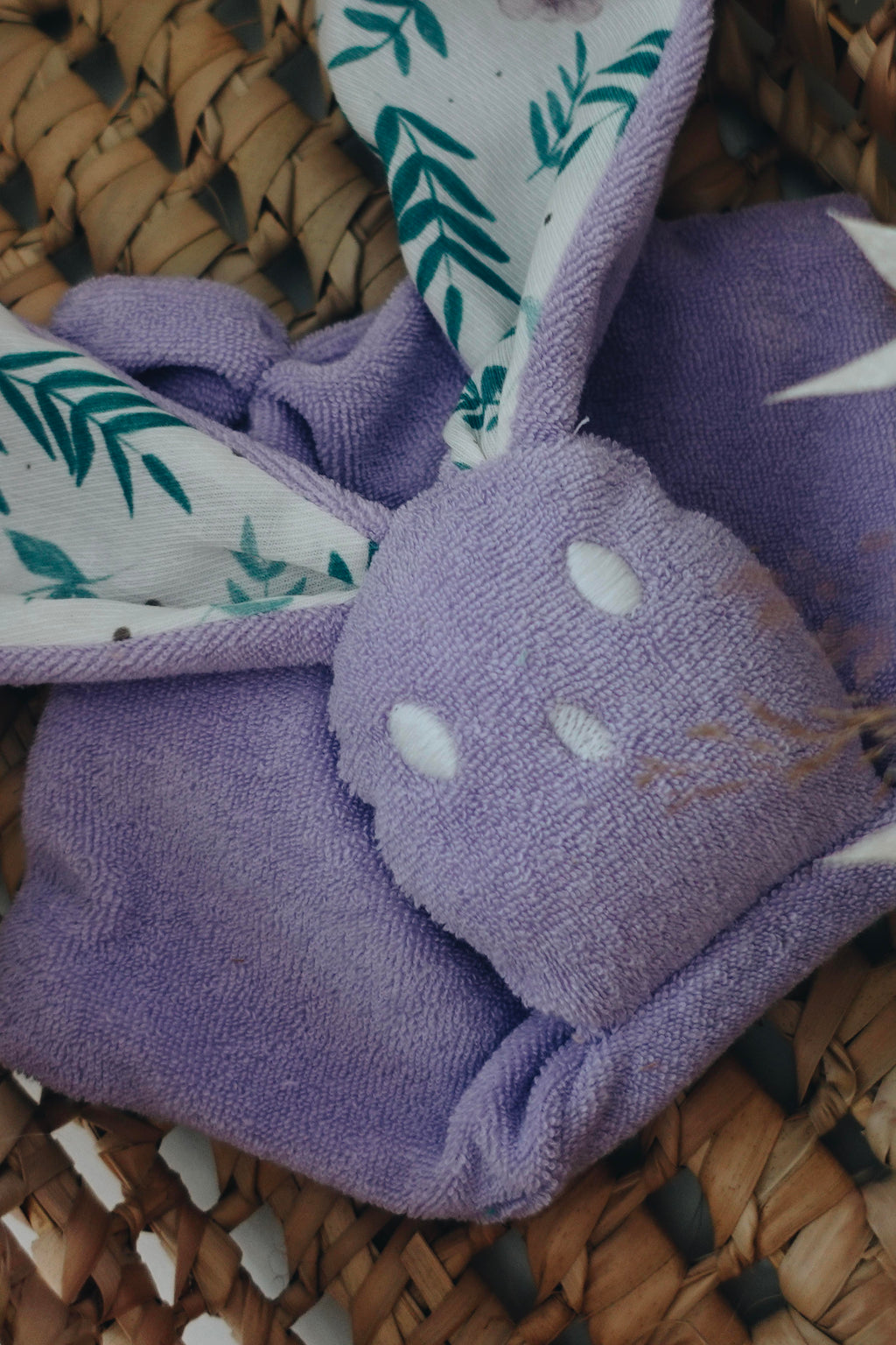 PROTOTYPE - Bébé Doudou Eponge - La Biche aux Pivoines