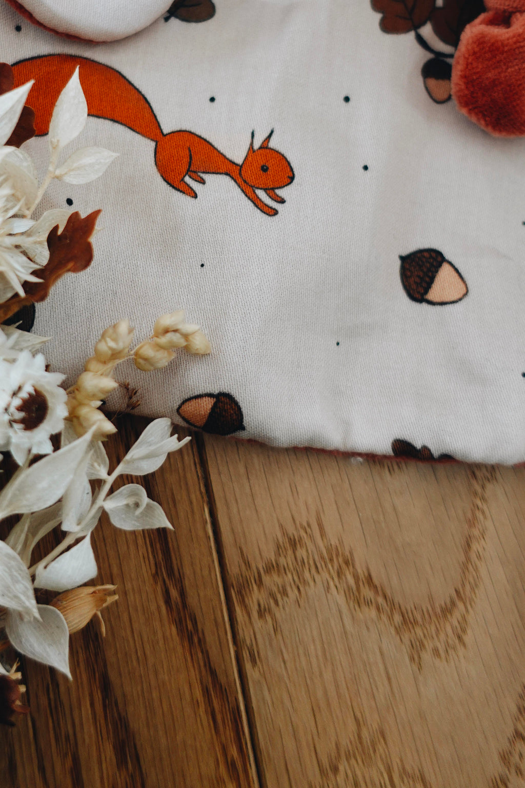 PROTOTYPE - Doudou Velours Chouchou - Ecureuil