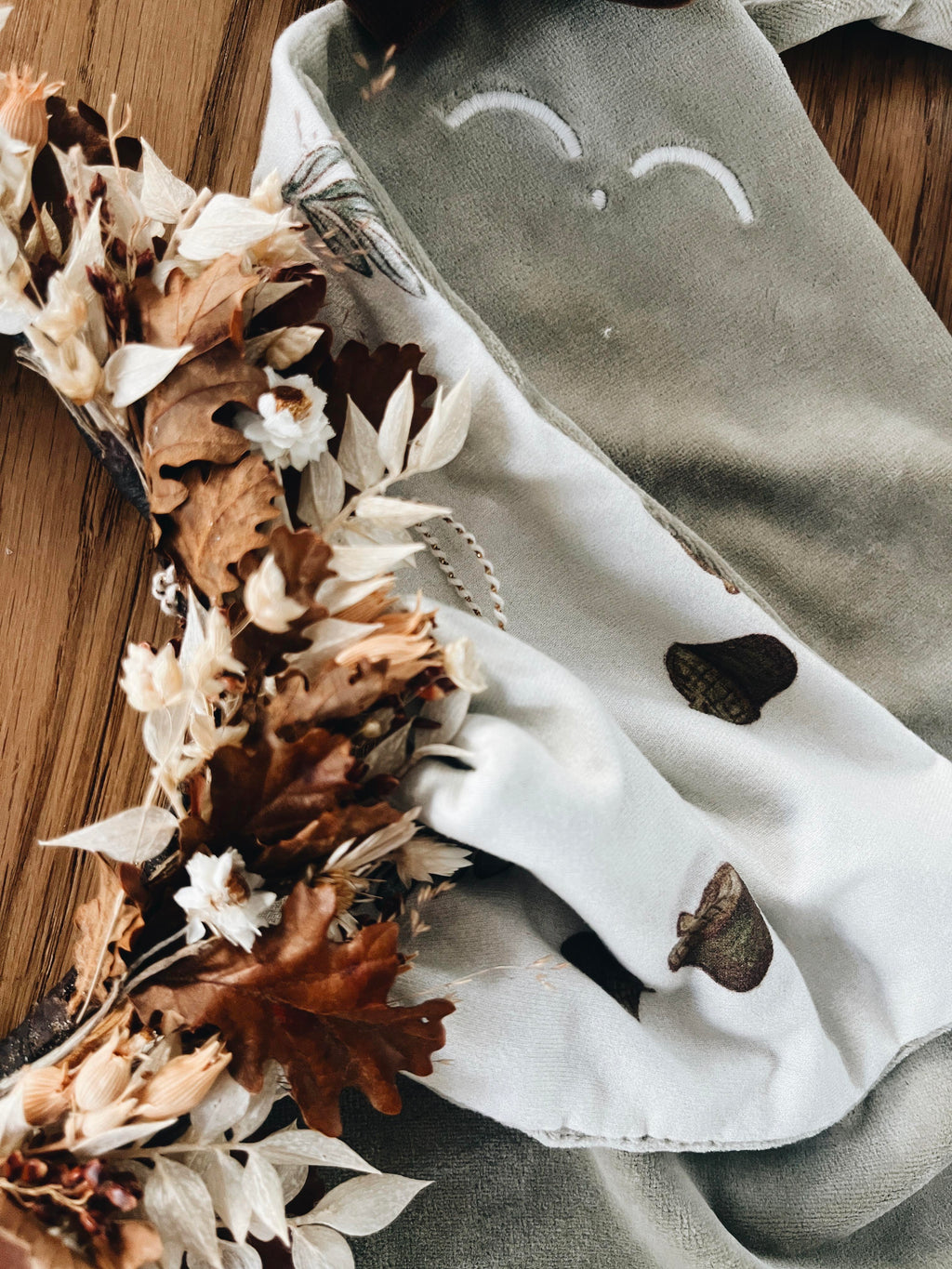 Doudou Velours Classique Noeuds - Acorns and Leaves