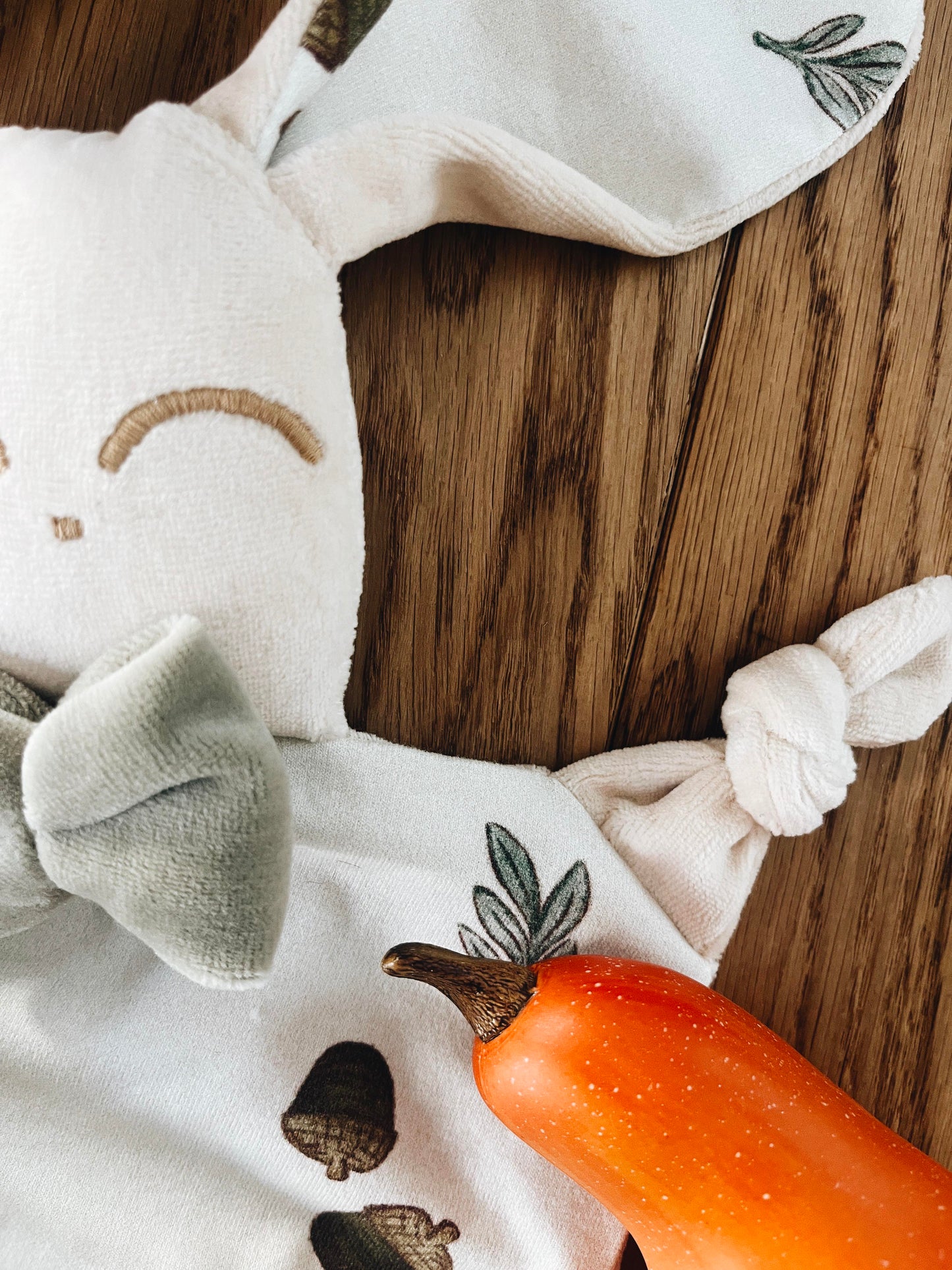 Doudou Velours Chouchou - Acorns and Leaves