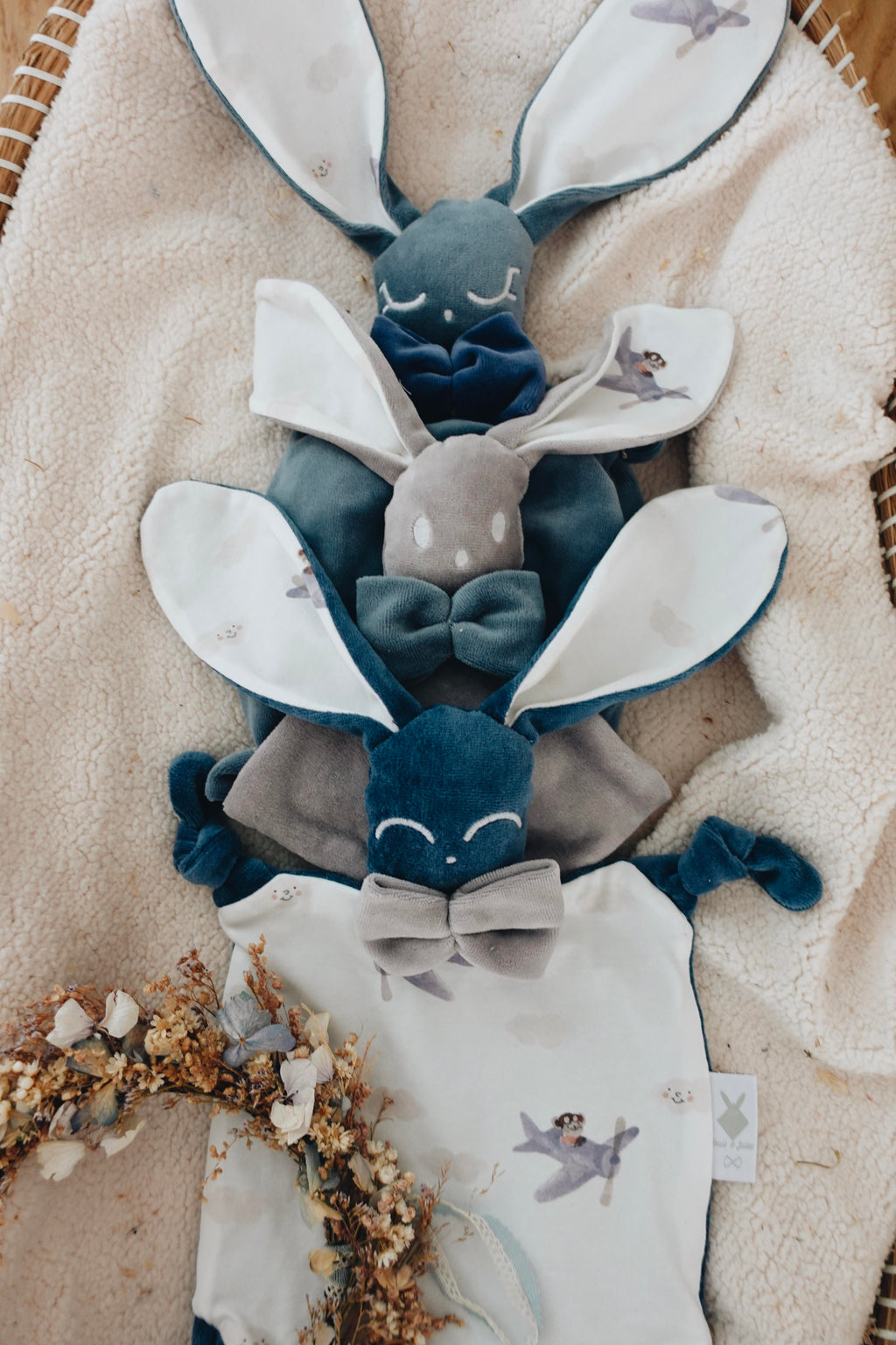PROTOTYPE - Bébé Doudou Velours - Airplane