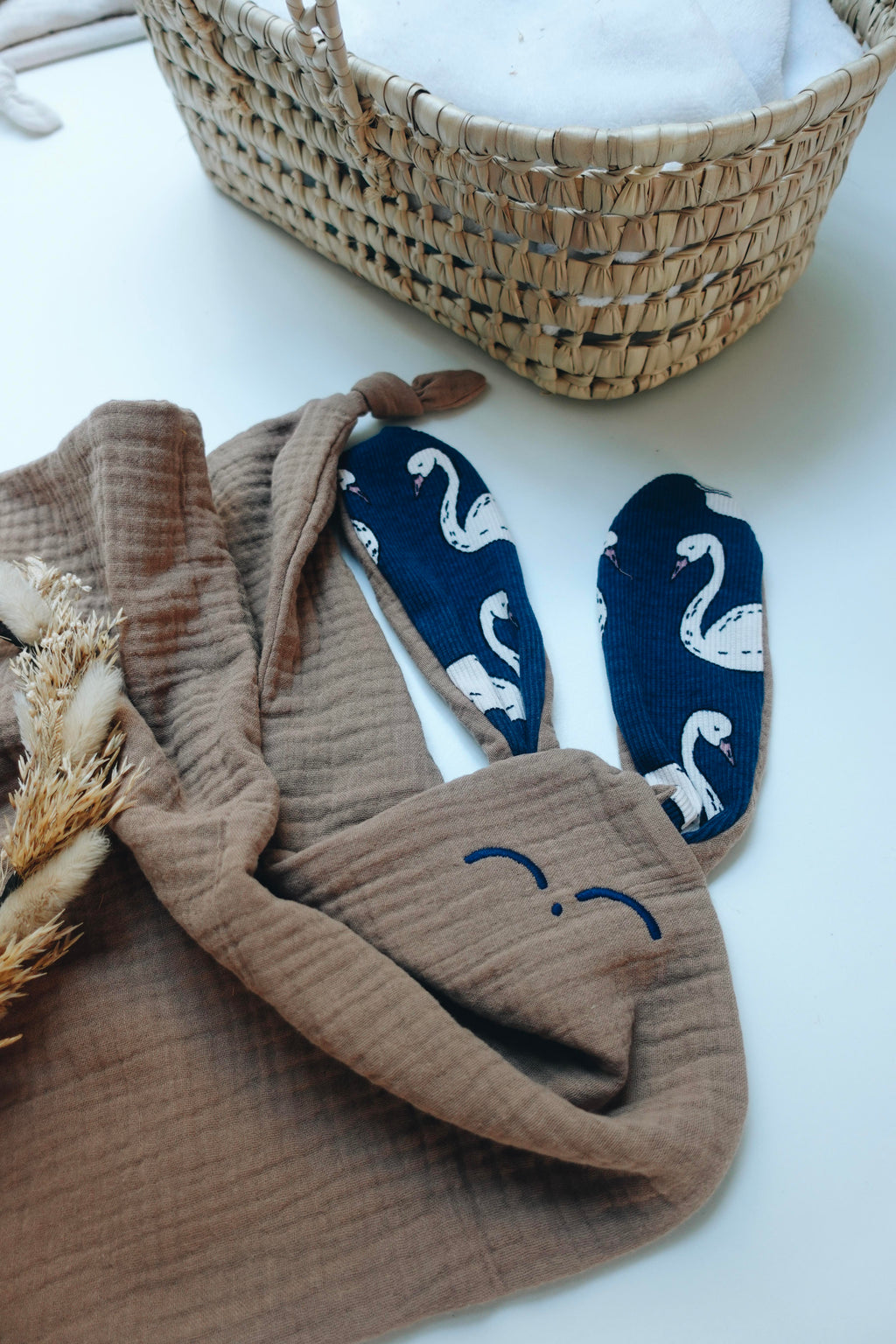 Doudou Lange Cocooning Noeuds - Blue Swan