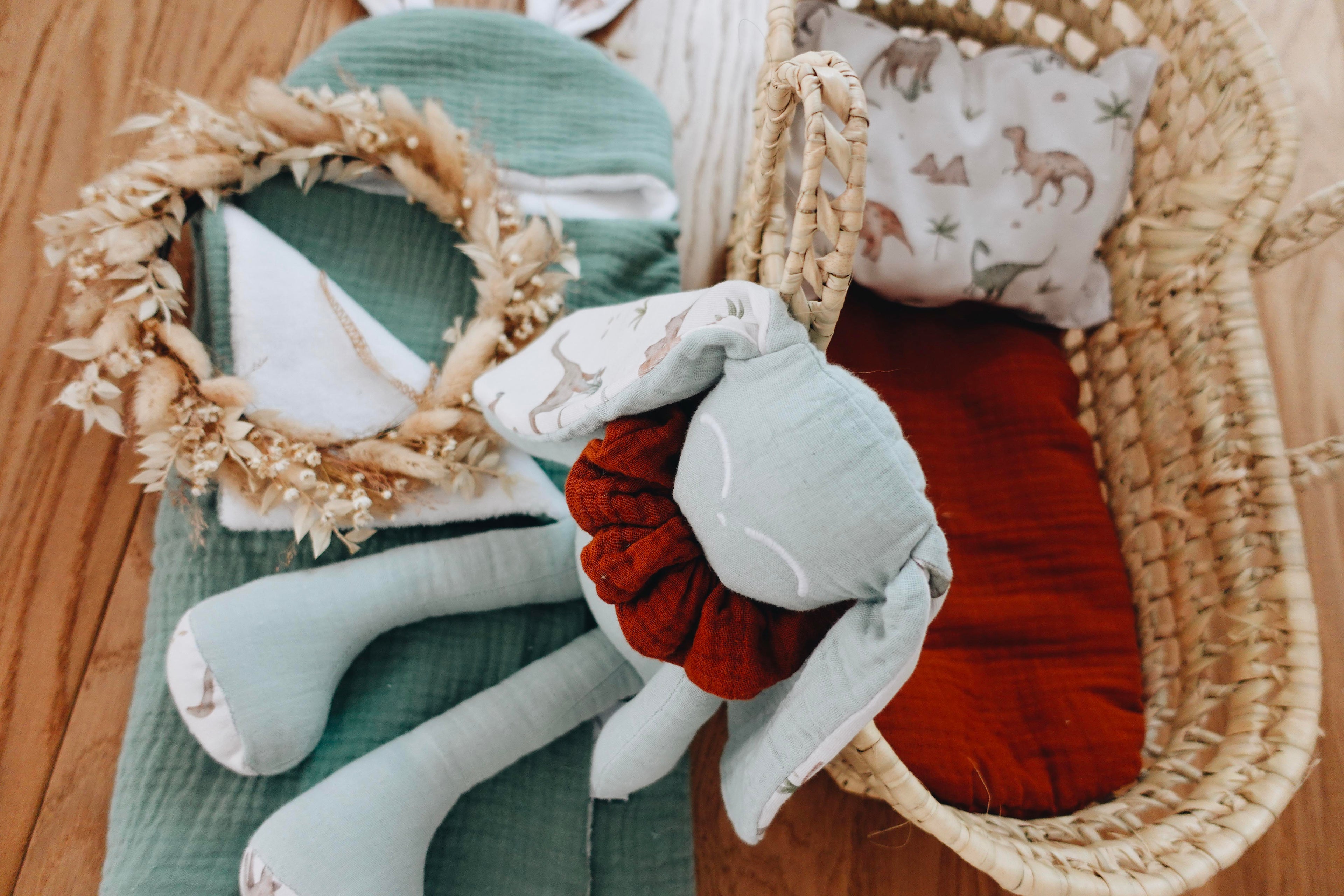 PROTOTYPE - Peluche - Dino Pastel