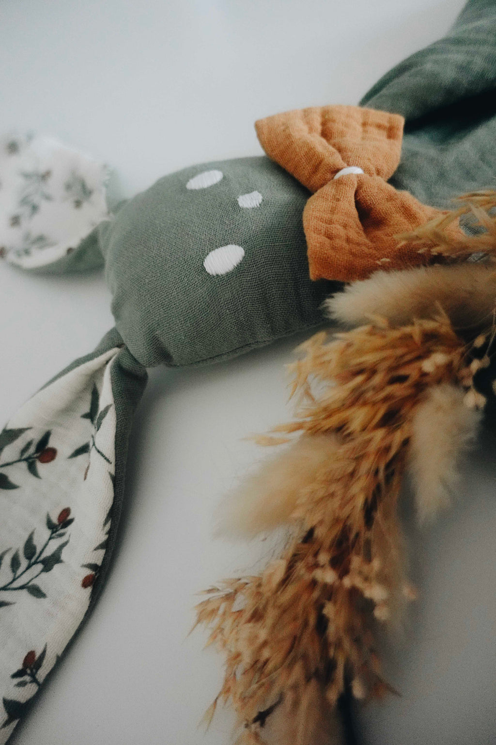 Doudou Lange Câlin Noeuds - Clémentines