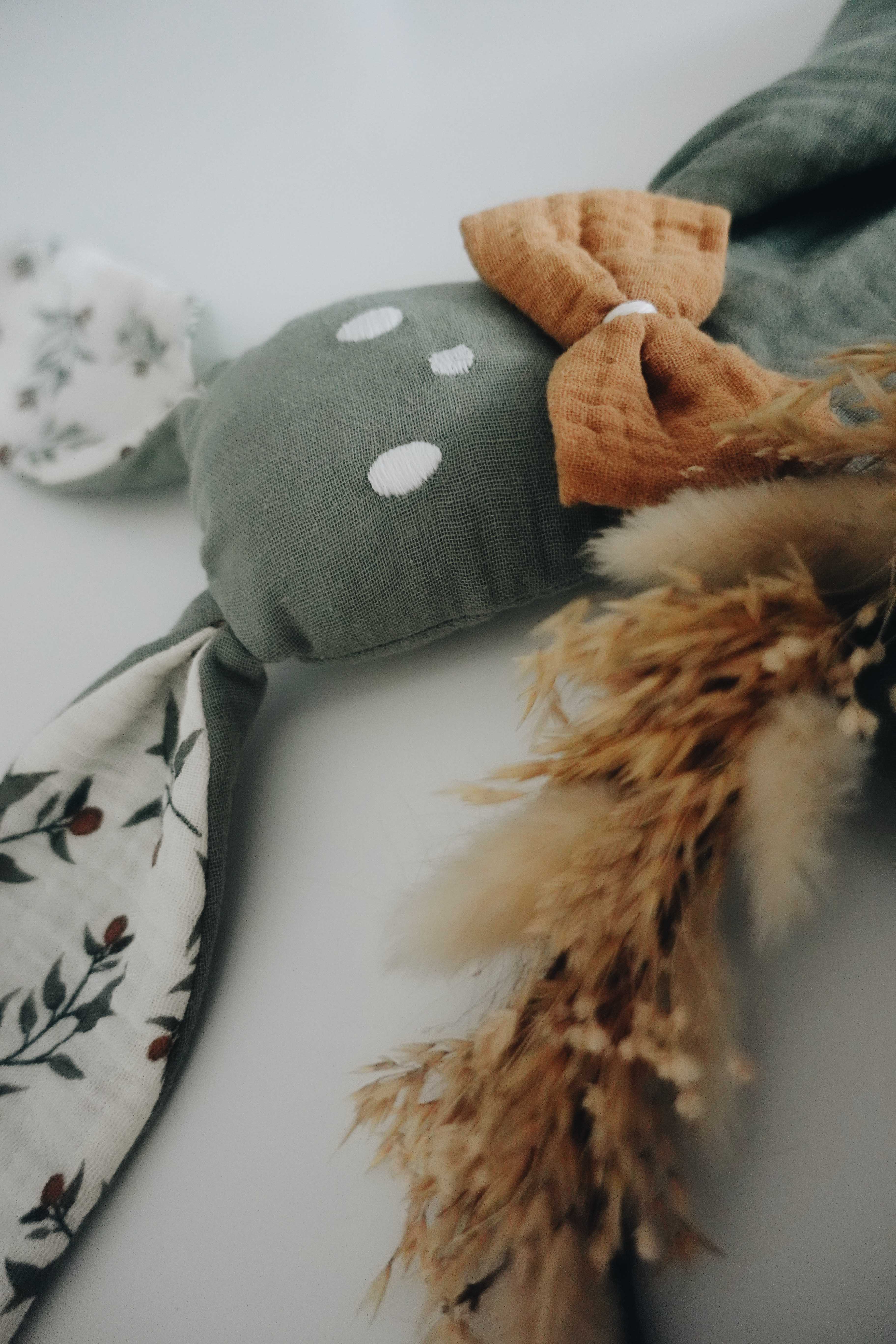 Doudou Lange Câlin Noeuds - Clémentines