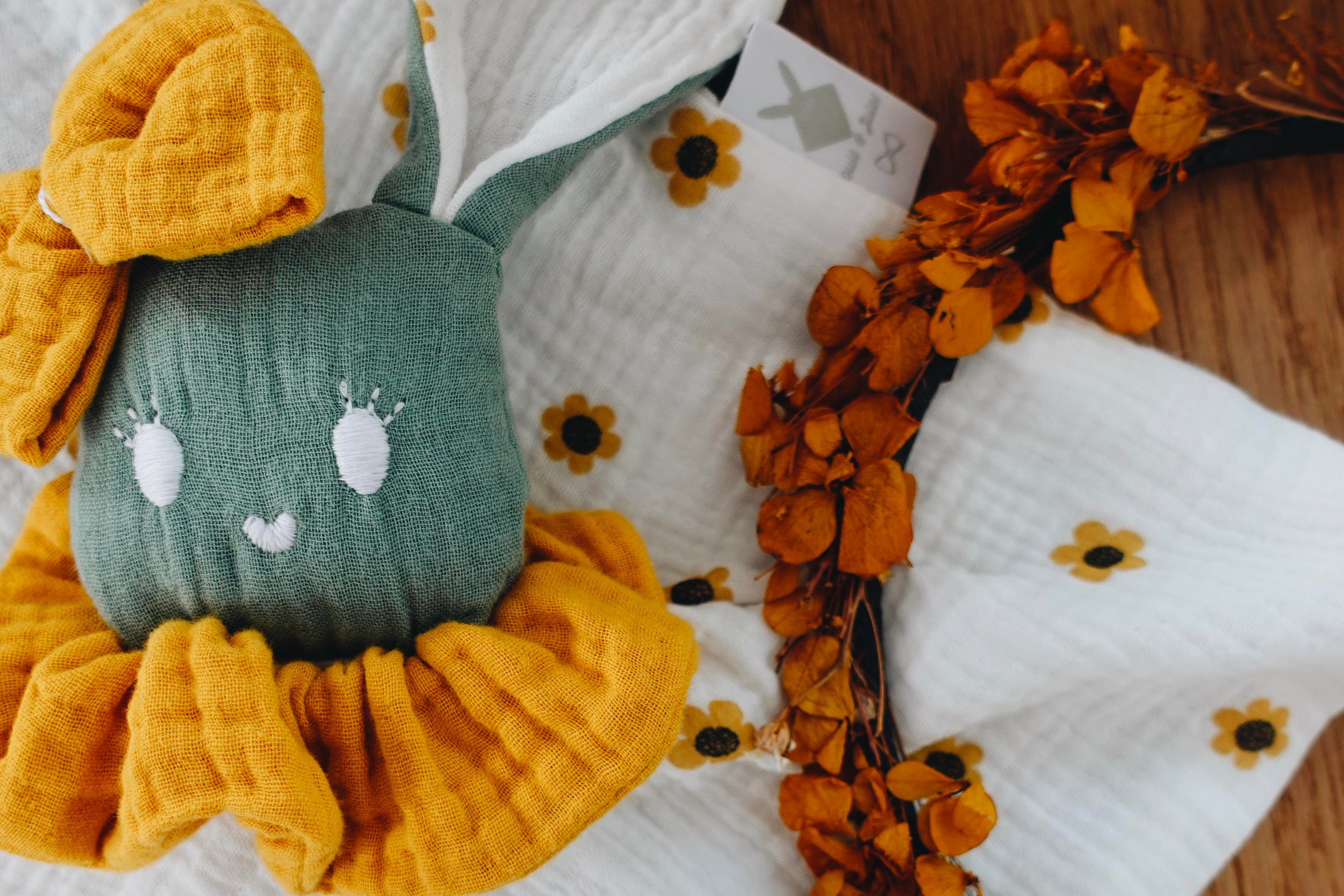 PROTOTYPE - Doudou Lange Câlin Noeuds - Yellow Daisies