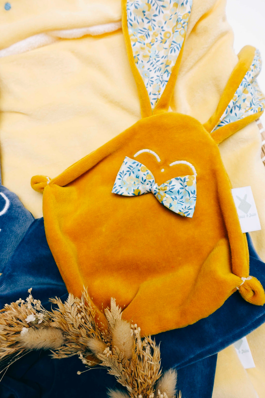 Doudou Velours Mini - Wiltshire Sunshine
