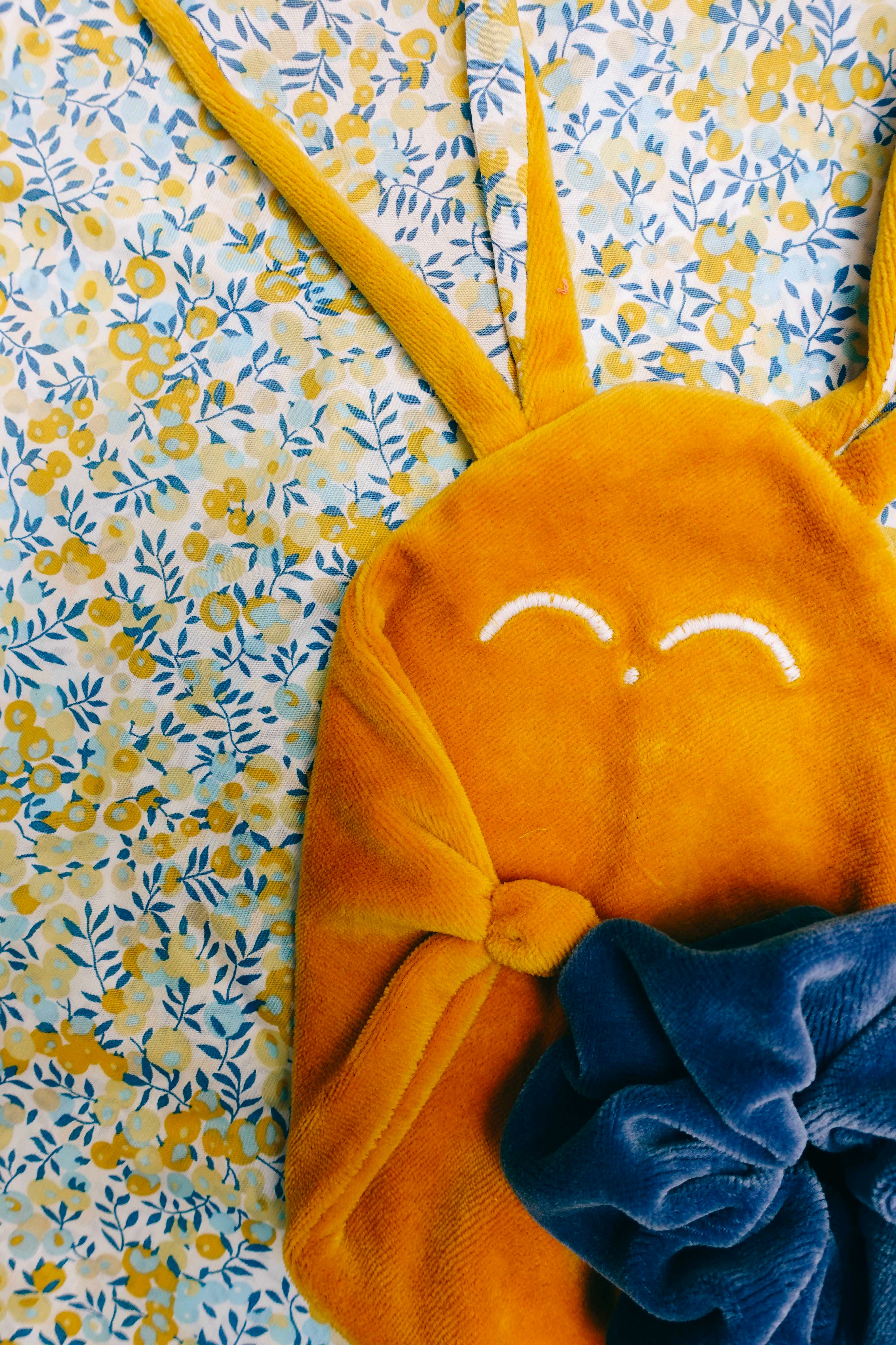 Doudou Velours Mini - Wiltshire Sunshine