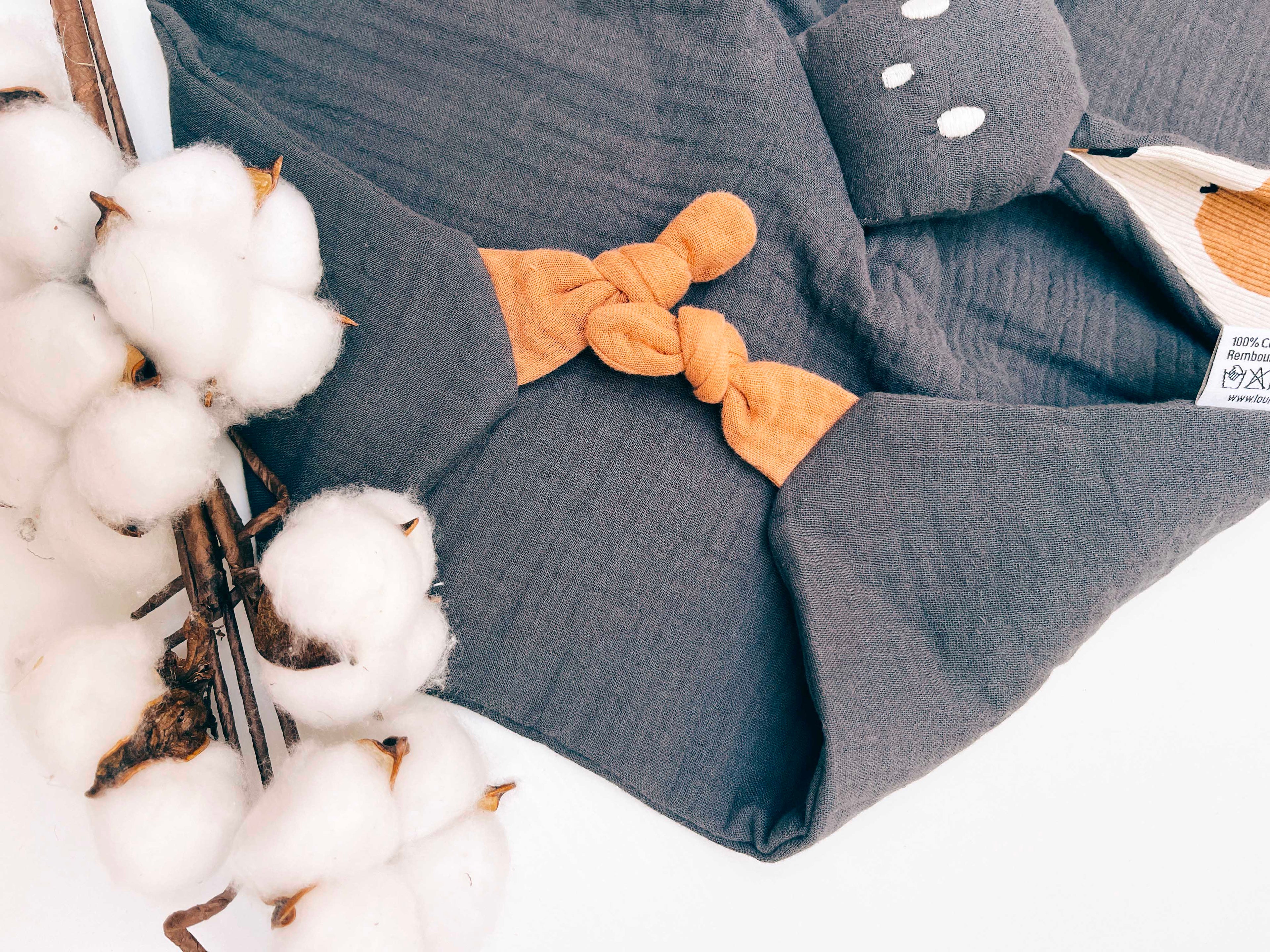 Doudou Lange Câlin avec noeuds - Apple