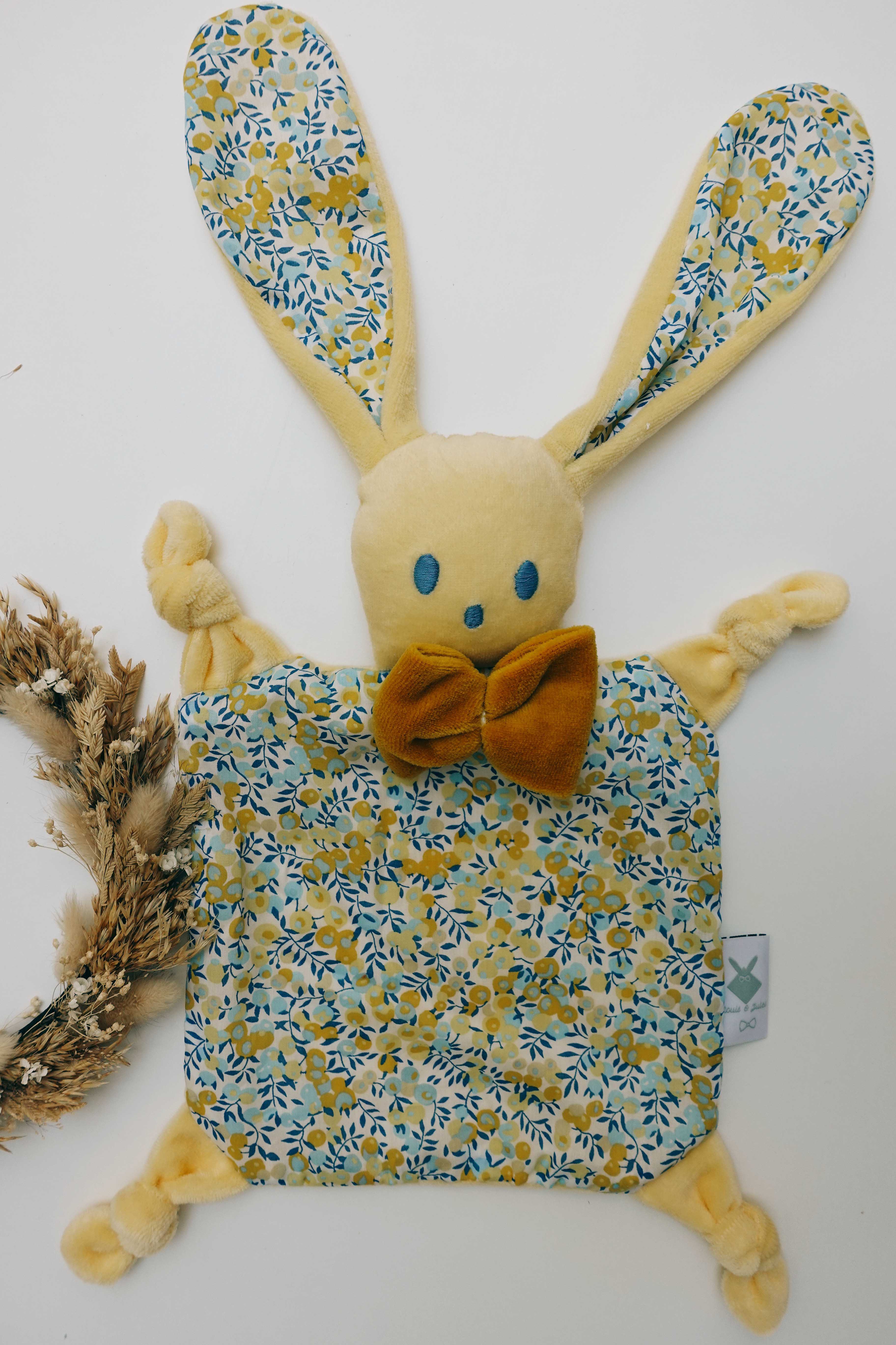 Doudou Velours Chouchou – Wiltshire Sunshine
