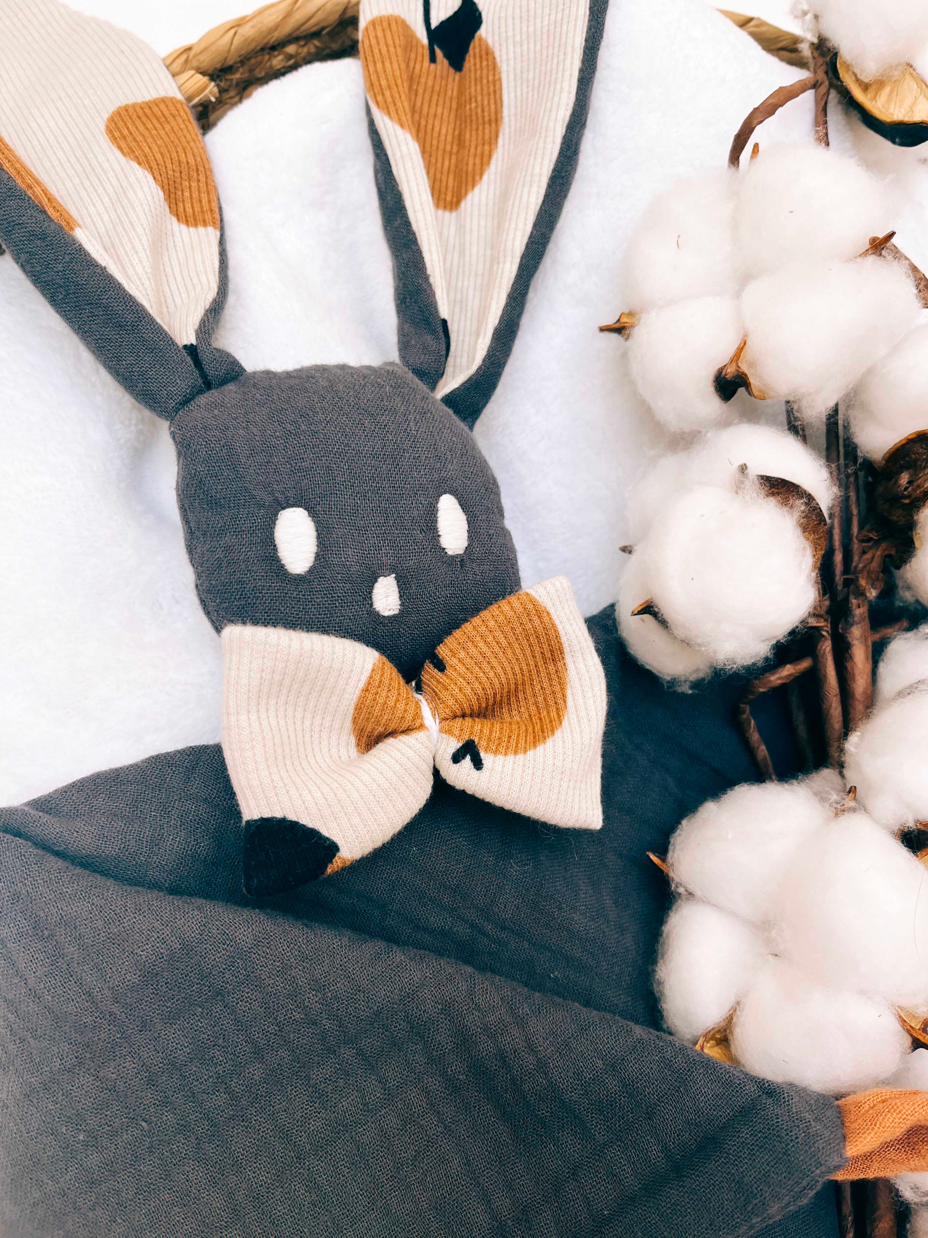 Doudou Lange Câlin avec noeuds - Apple
